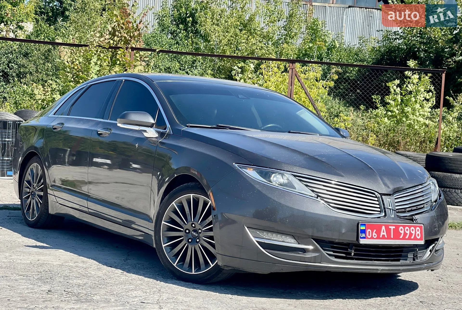 Lincoln MKZ, 2015