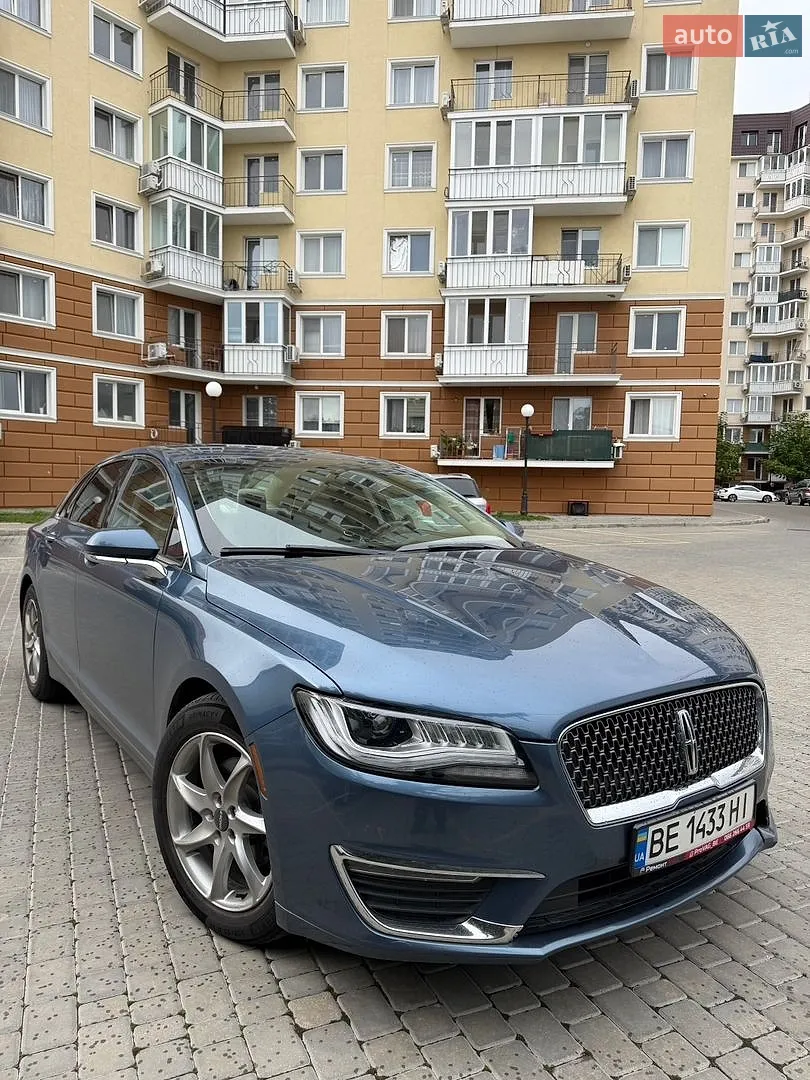 Lincoln MKZ, 2018