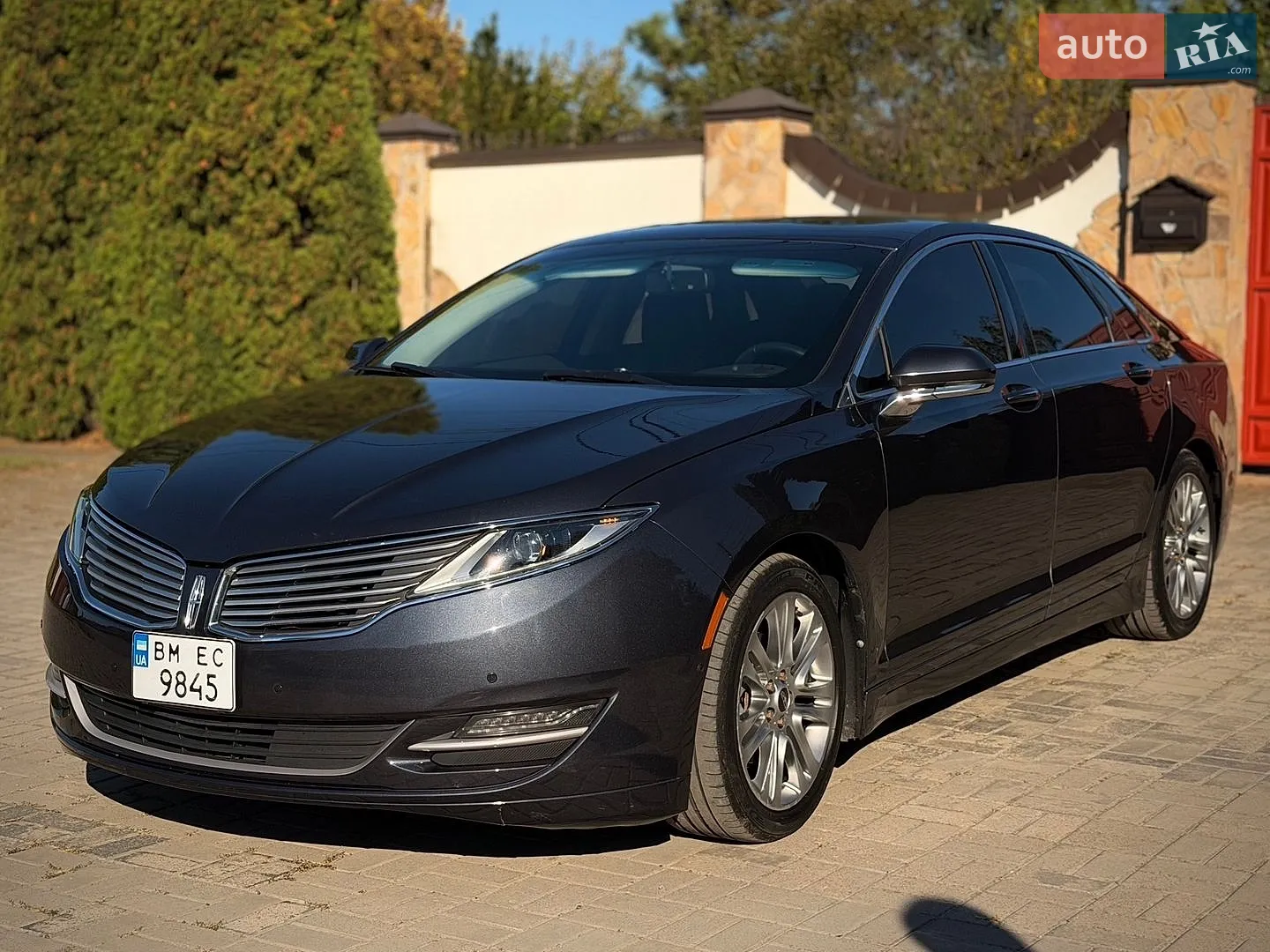 Lincoln MKZ, 2013