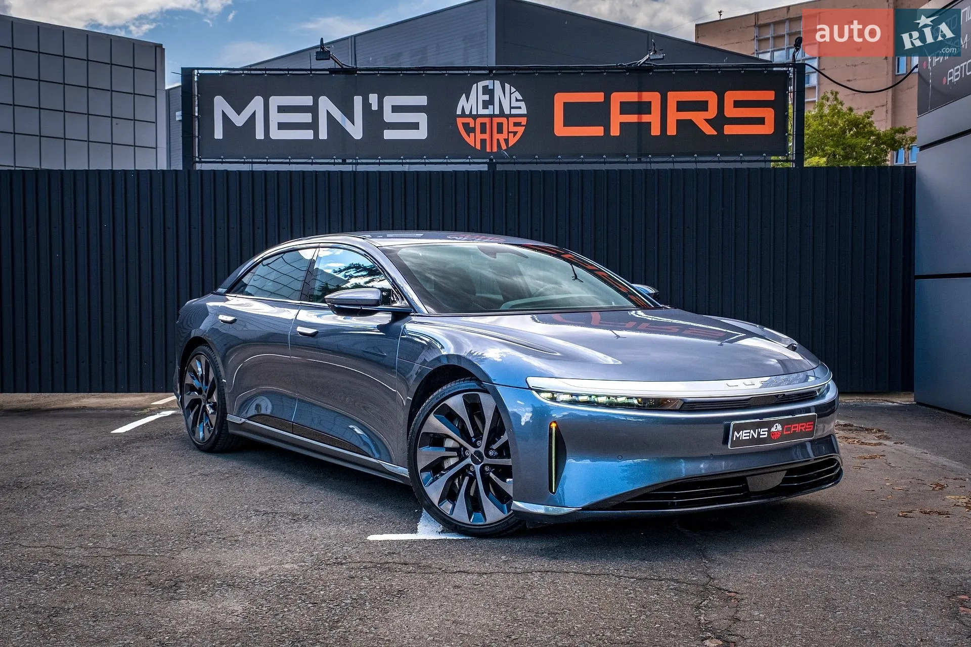 Lucid Air, 2024