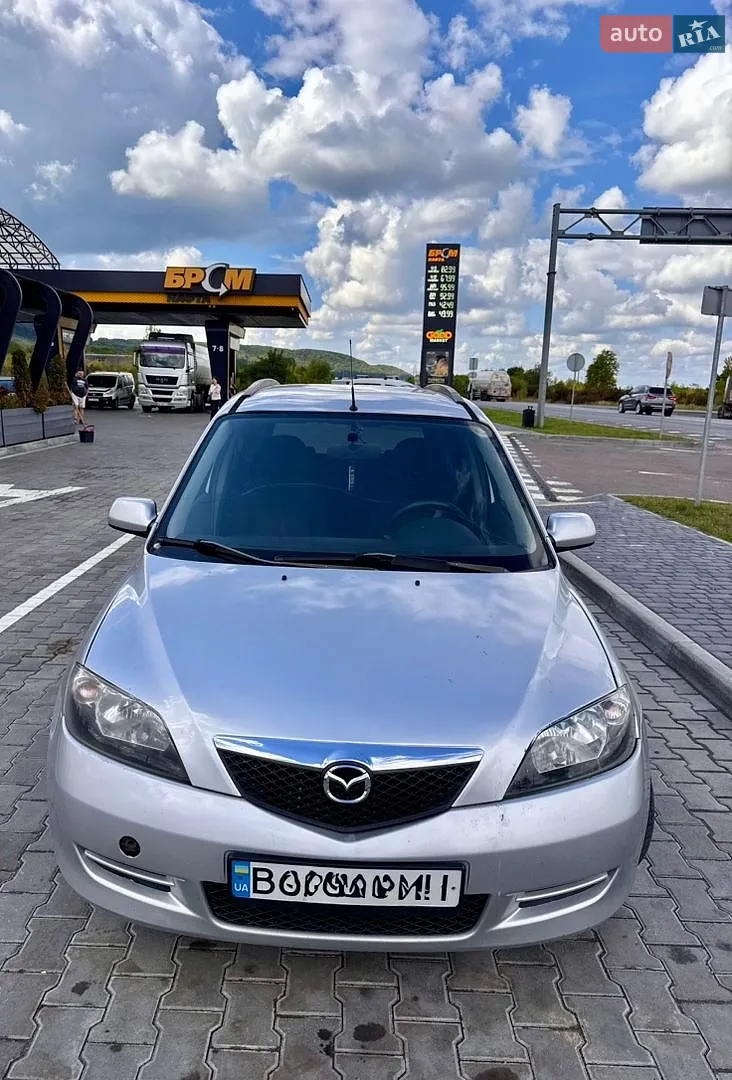 Mazda 2, 2004