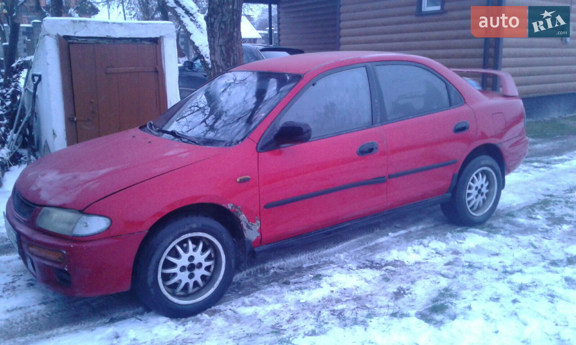 Mazda 323, 1995