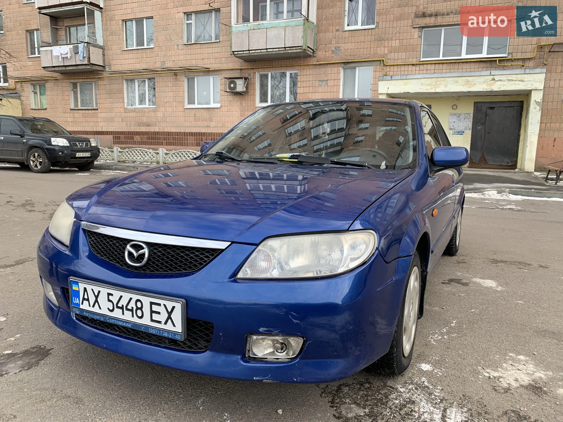 Mazda 323, 2000