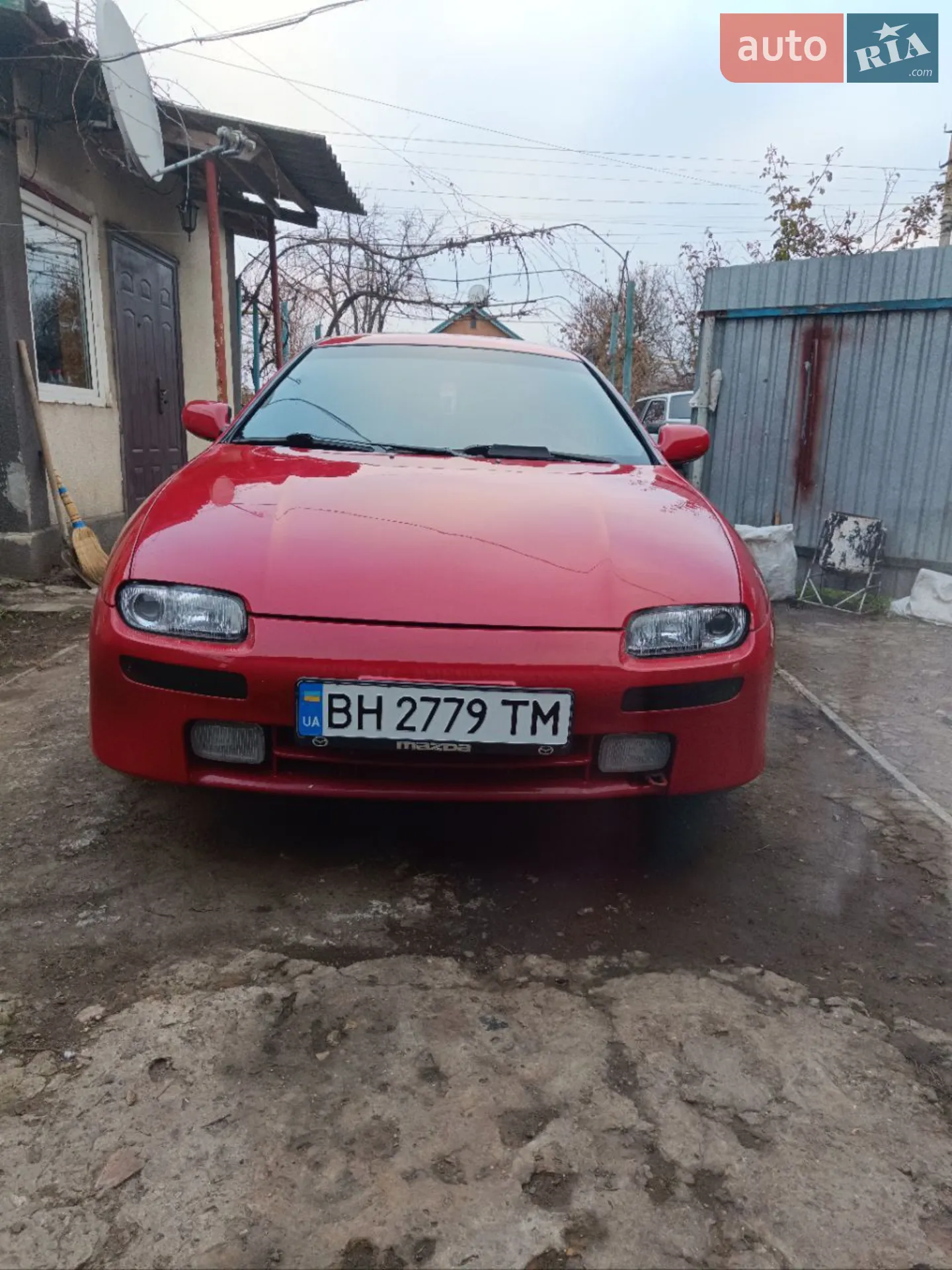 Mazda 323, 1995
