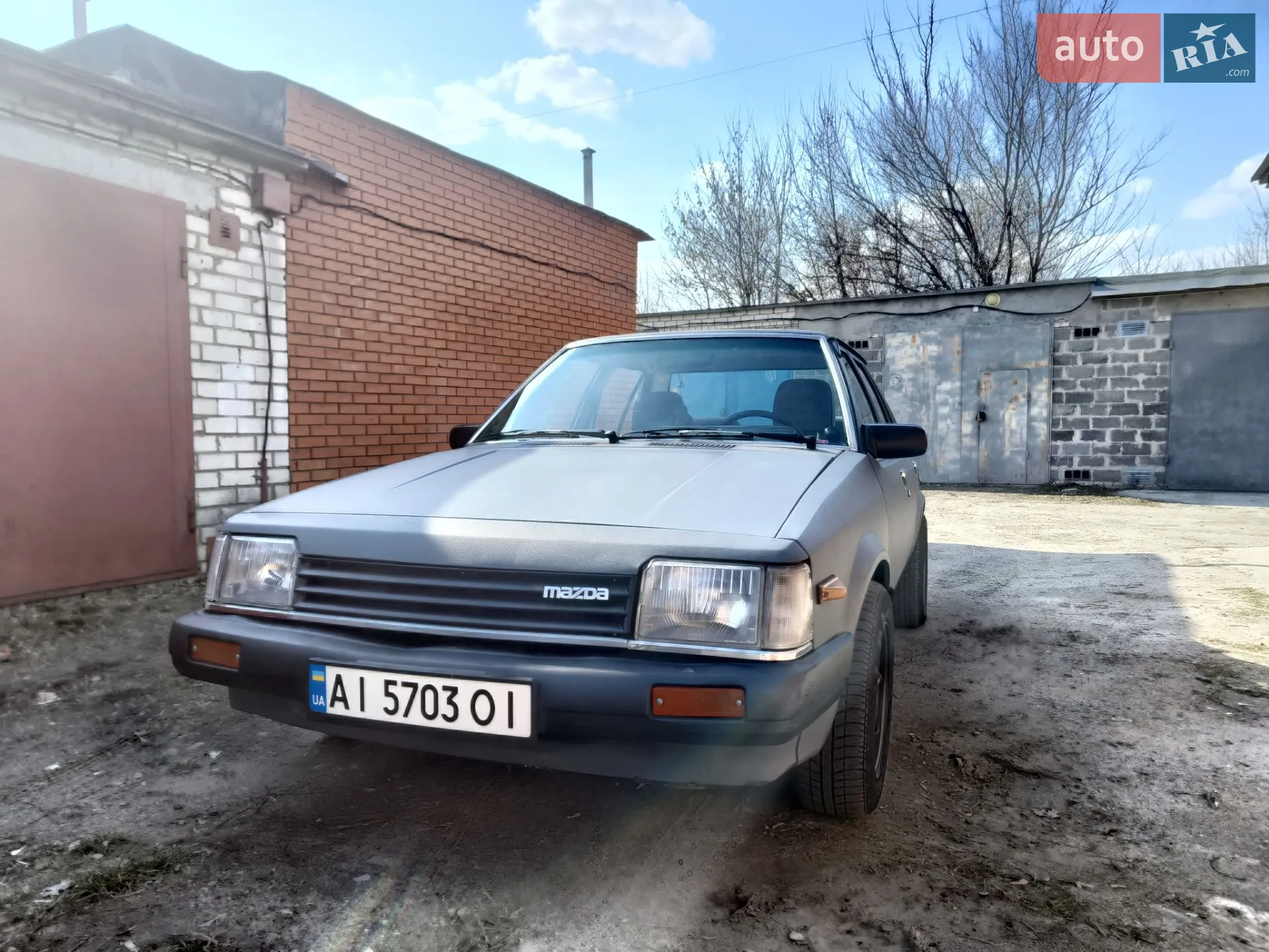 Mazda 323, 1984
