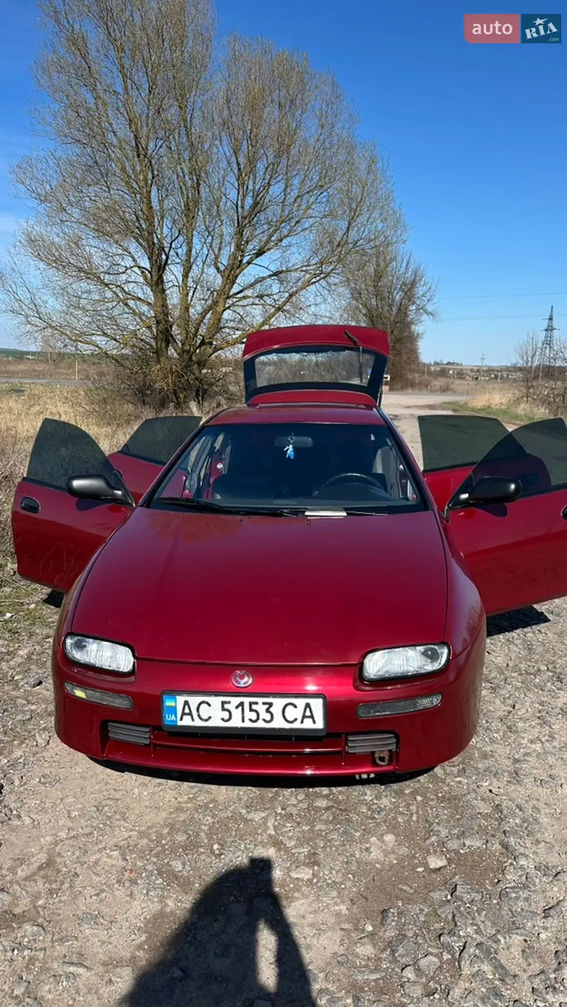 Mazda 323, 1996