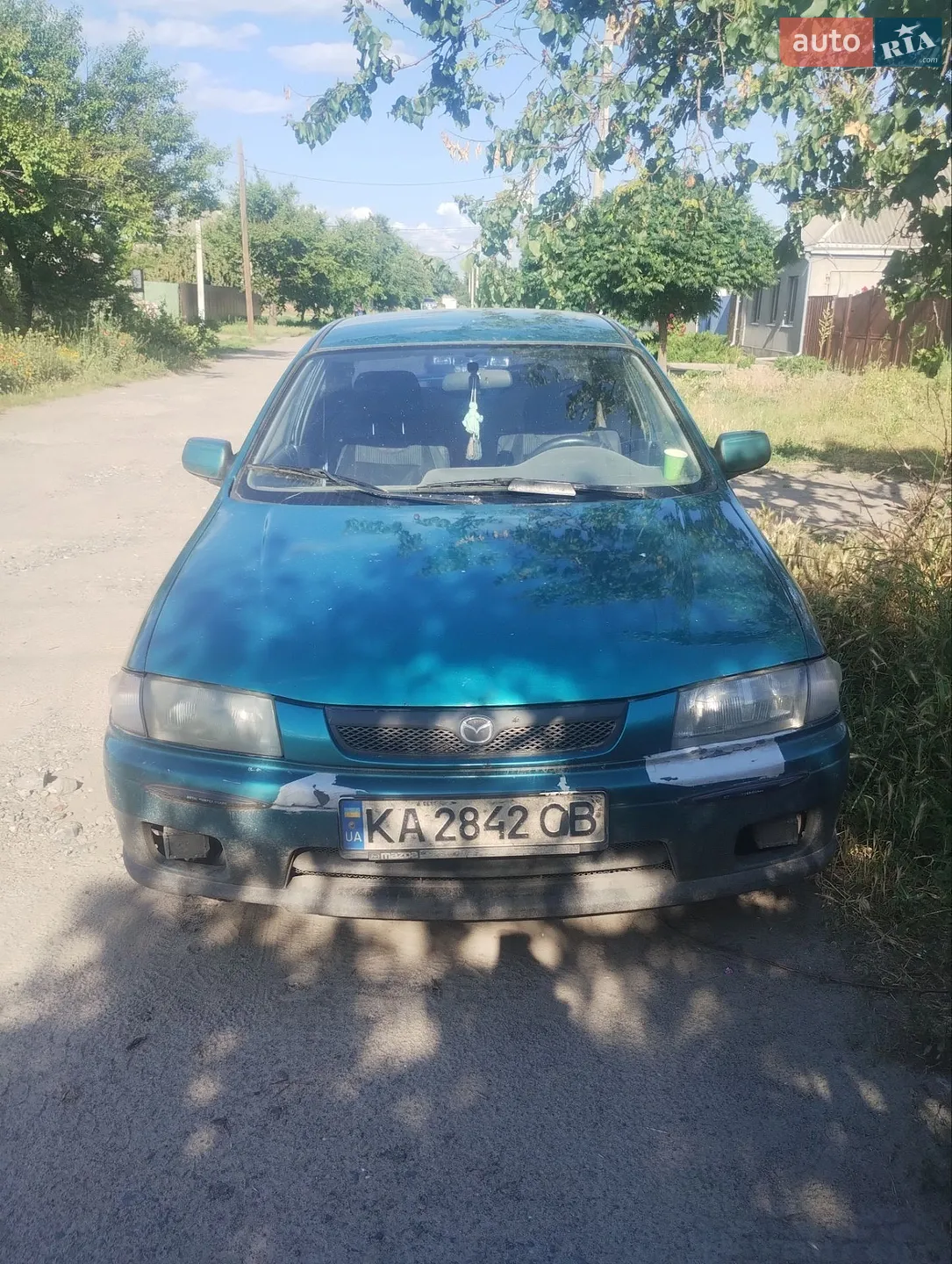Mazda 323, 1997