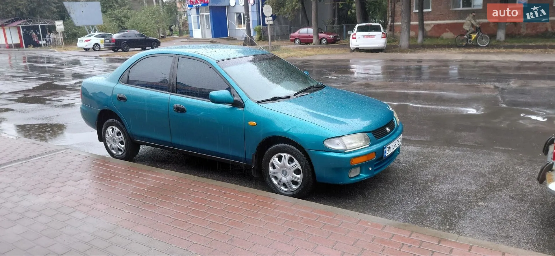 Mazda 323, 1996
