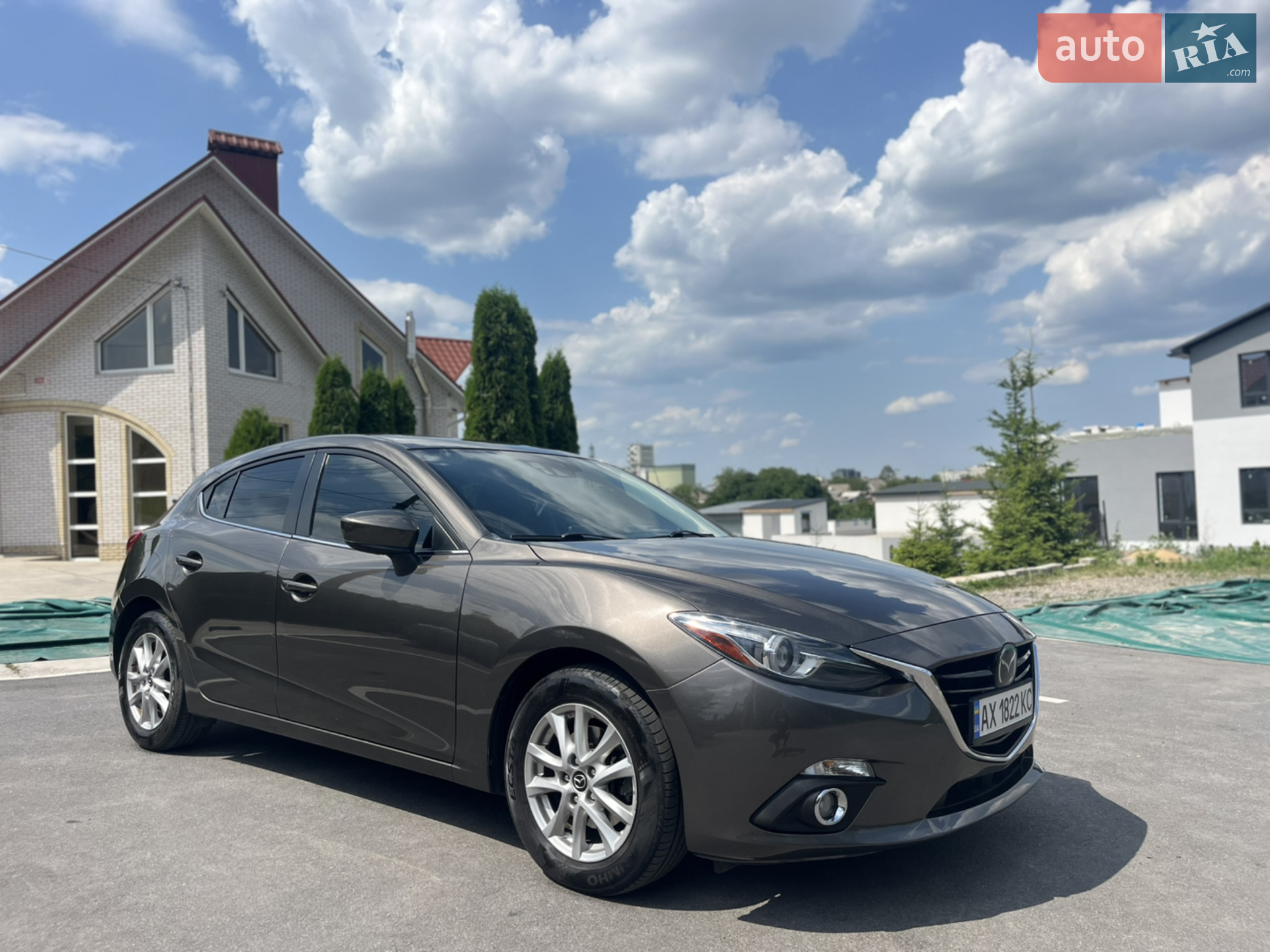 Mazda 3, 2015
