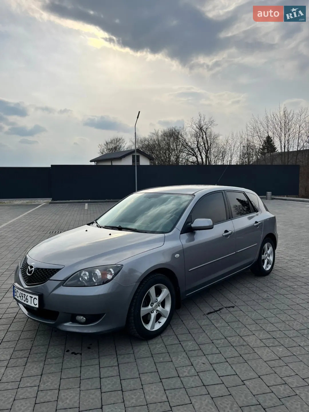Mazda 3, 2005