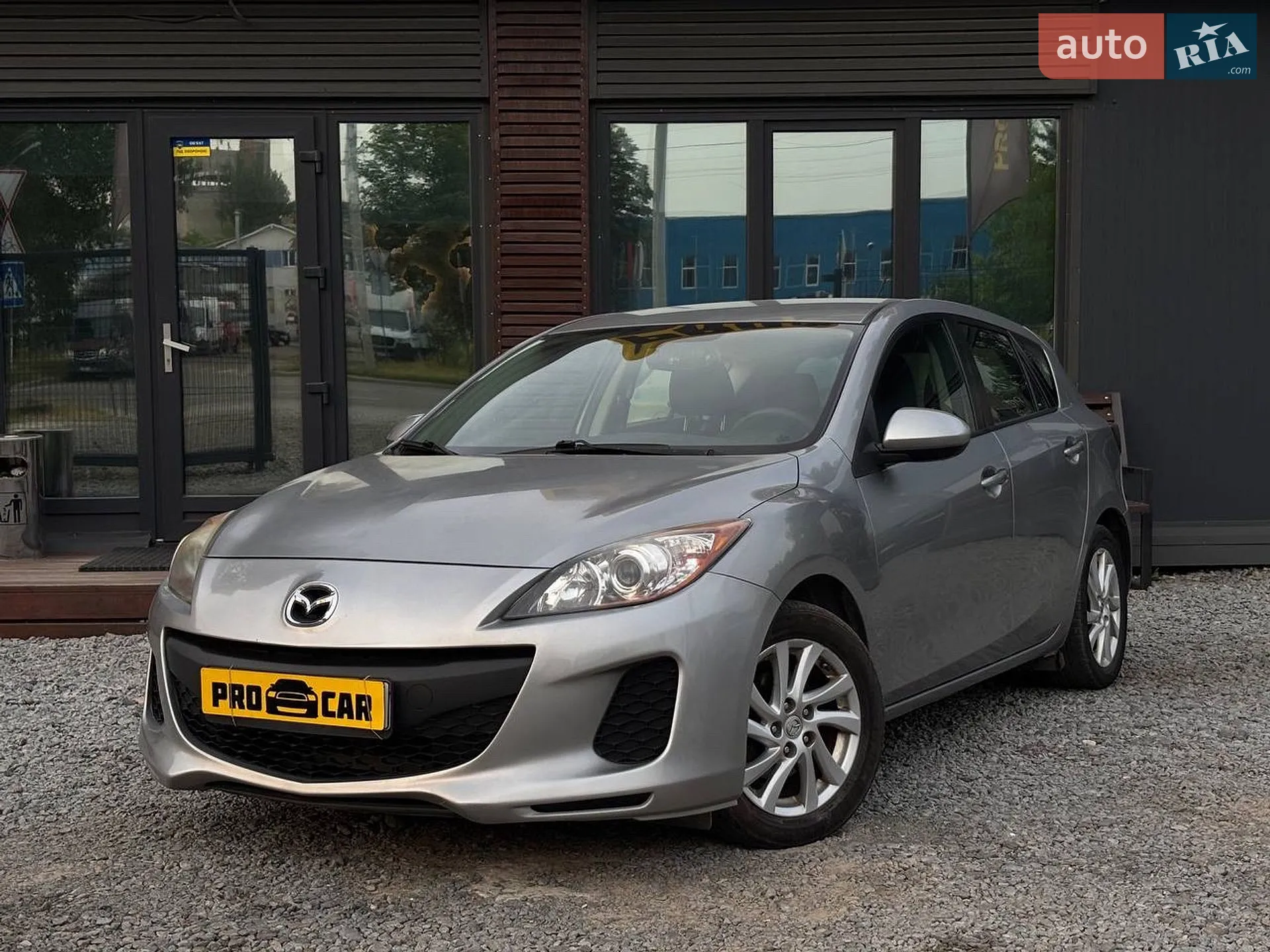 Mazda 3, 2012