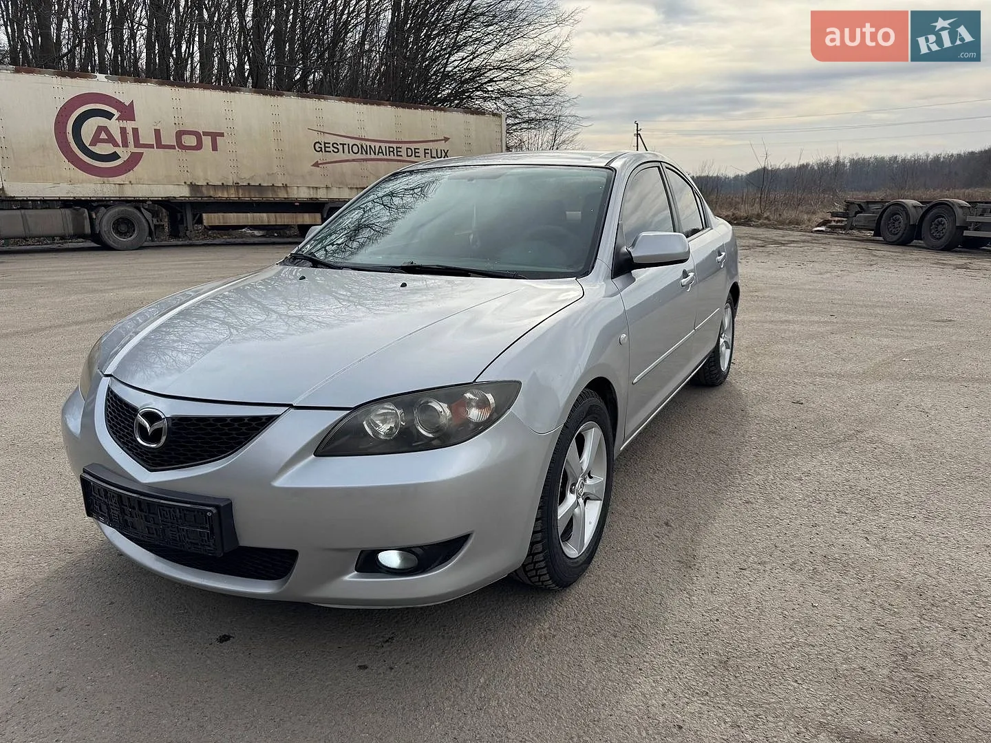 Mazda 3, 2005