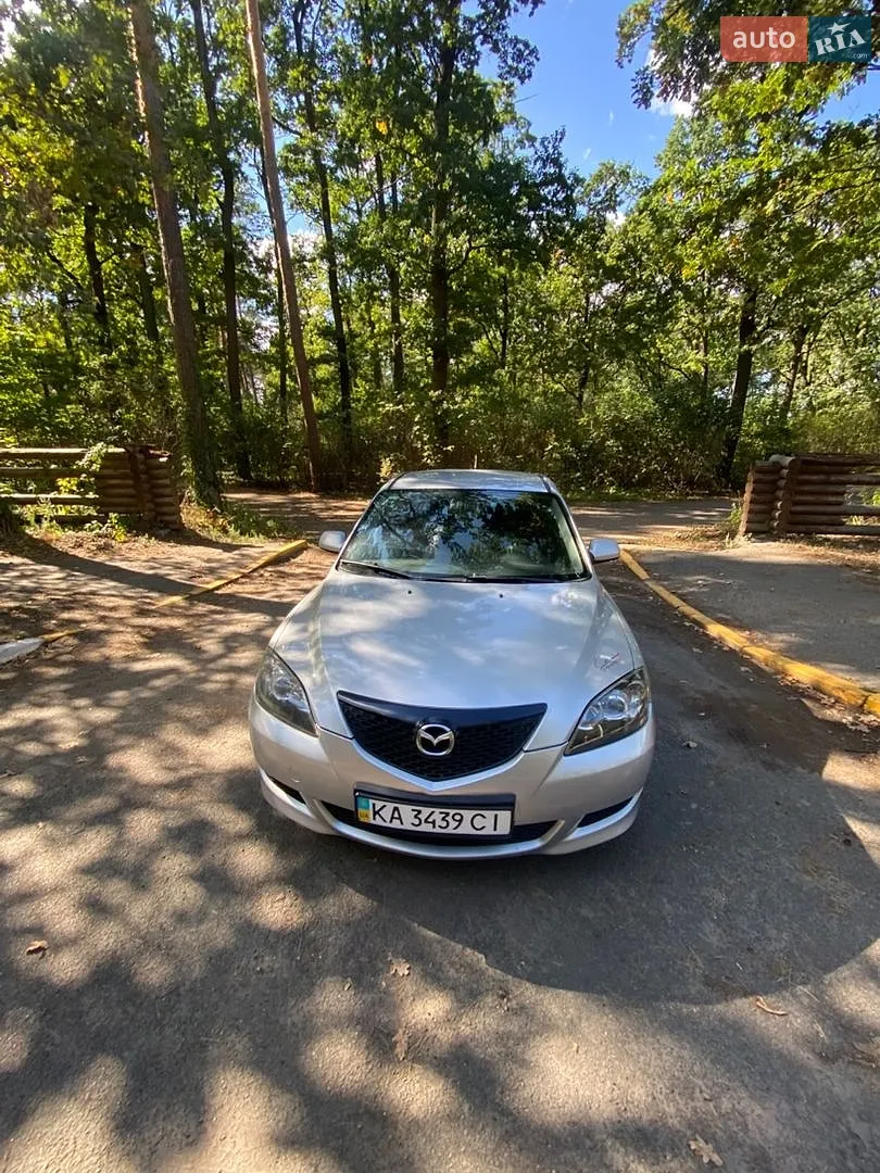 Mazda 3, 2005