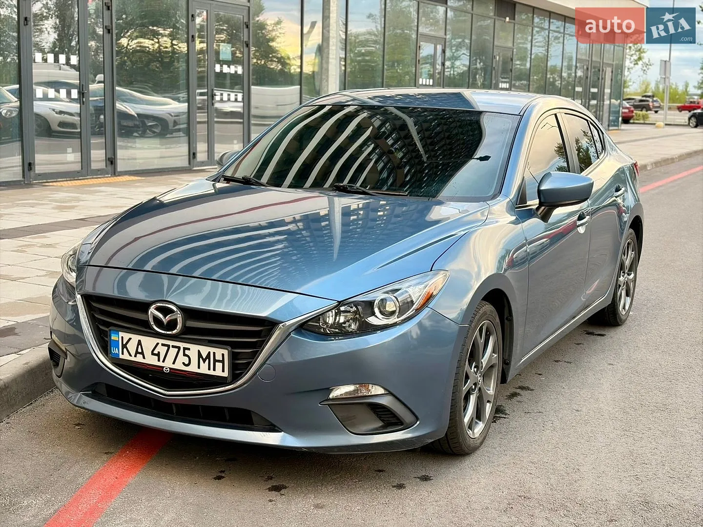 Mazda 3, 2015