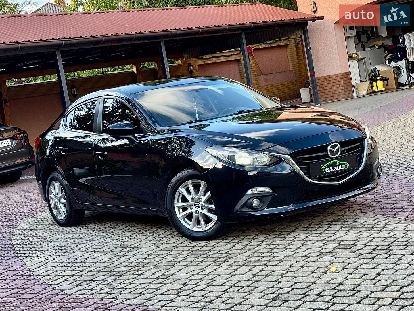 Mazda 3, 2015