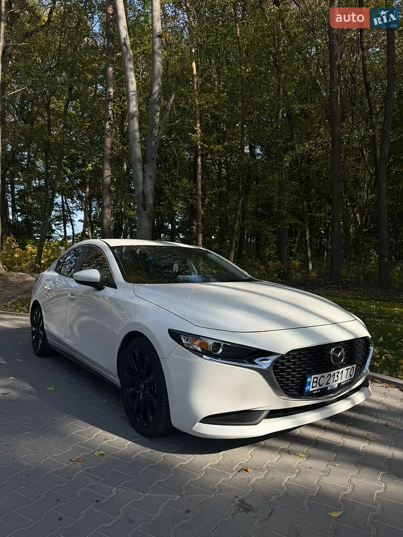 Mazda 3, 2021