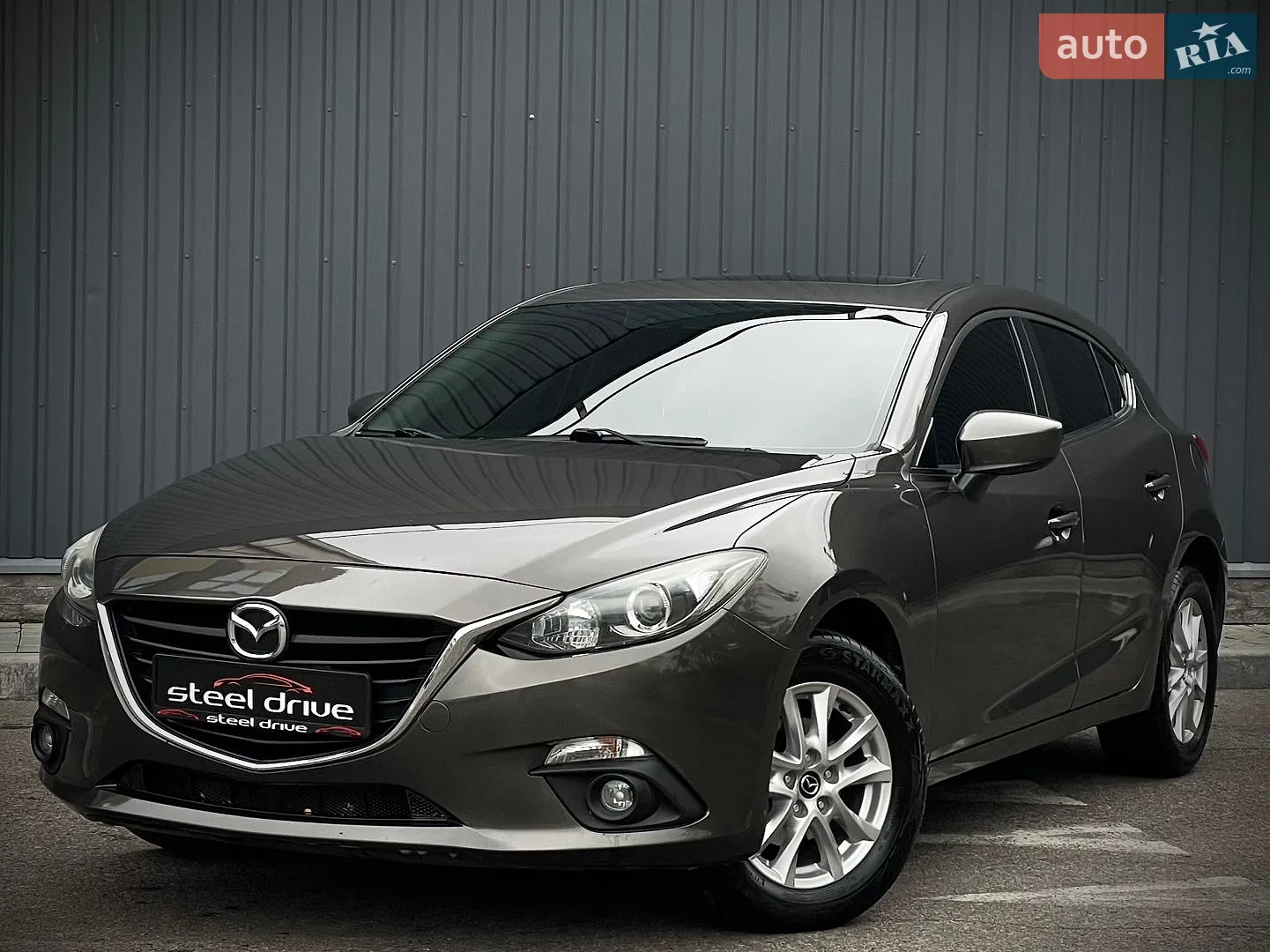 Mazda 3, 2015