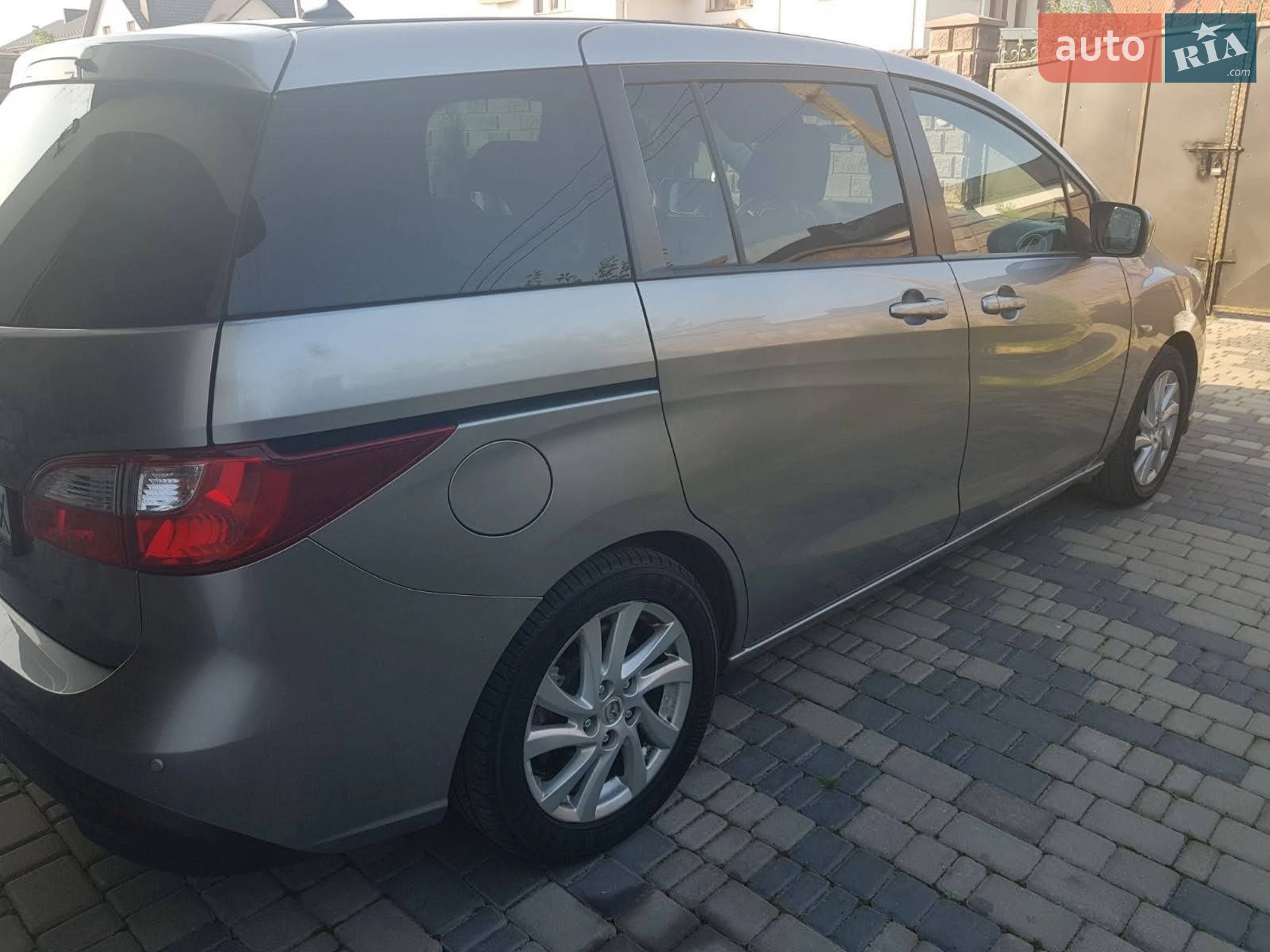 Mazda 5, 2010