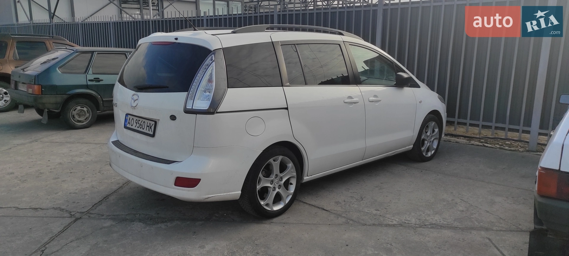 Mazda 5, 2009