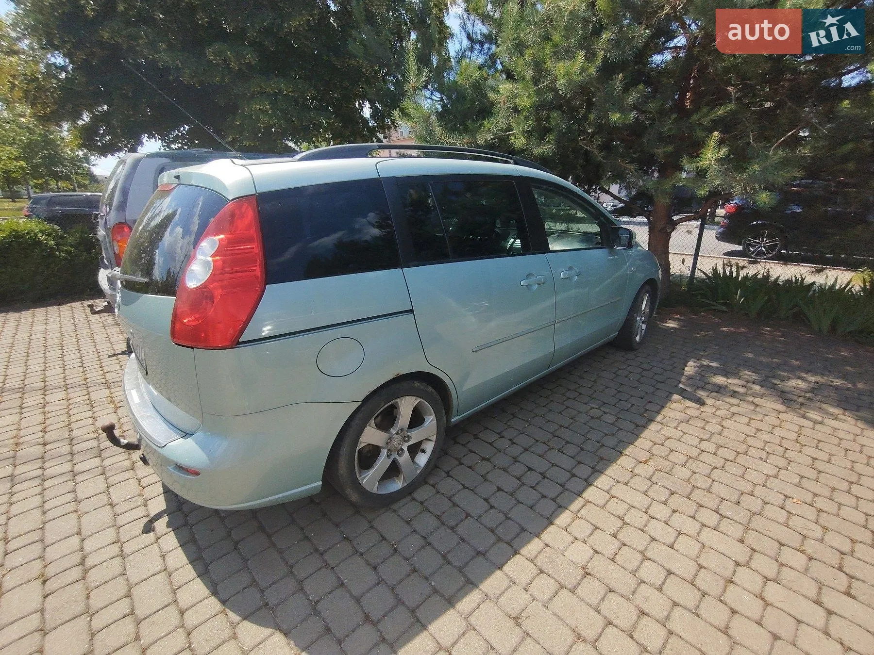 Mazda 5, 2005