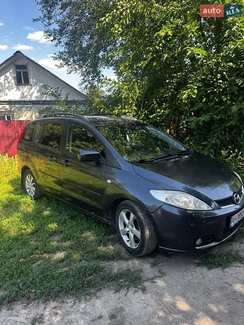 Mazda 5, 2005
