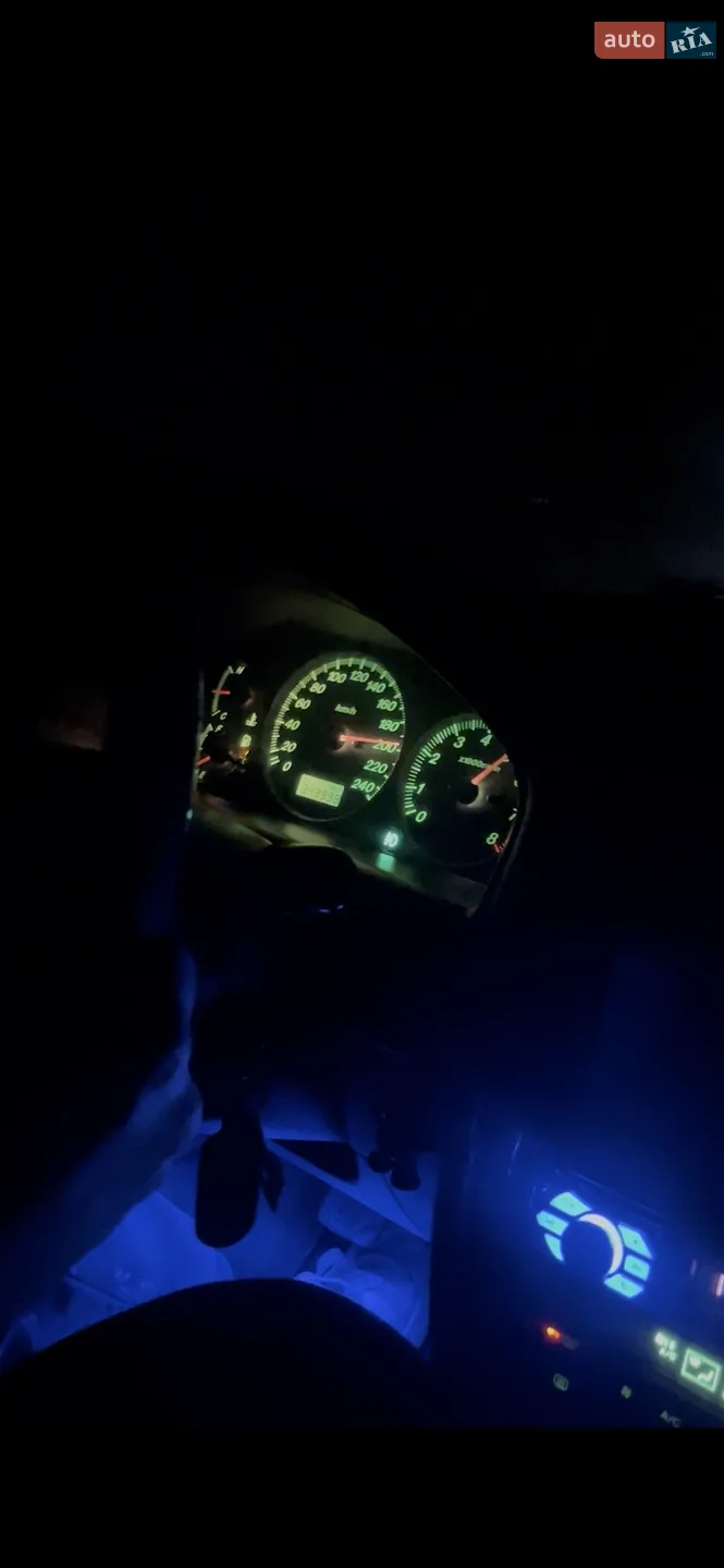 Mazda 626, 2000
