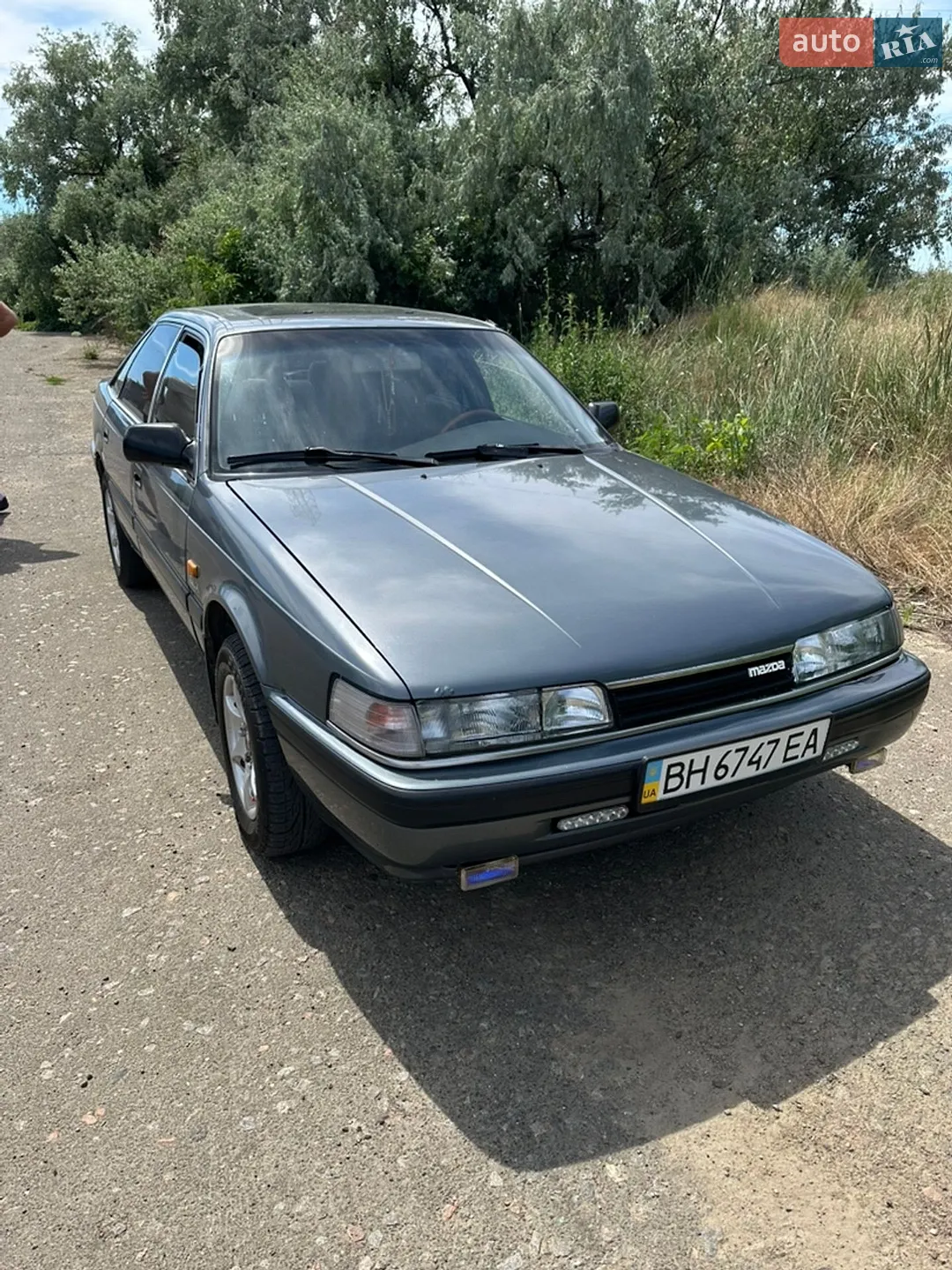 Mazda 626, 1988