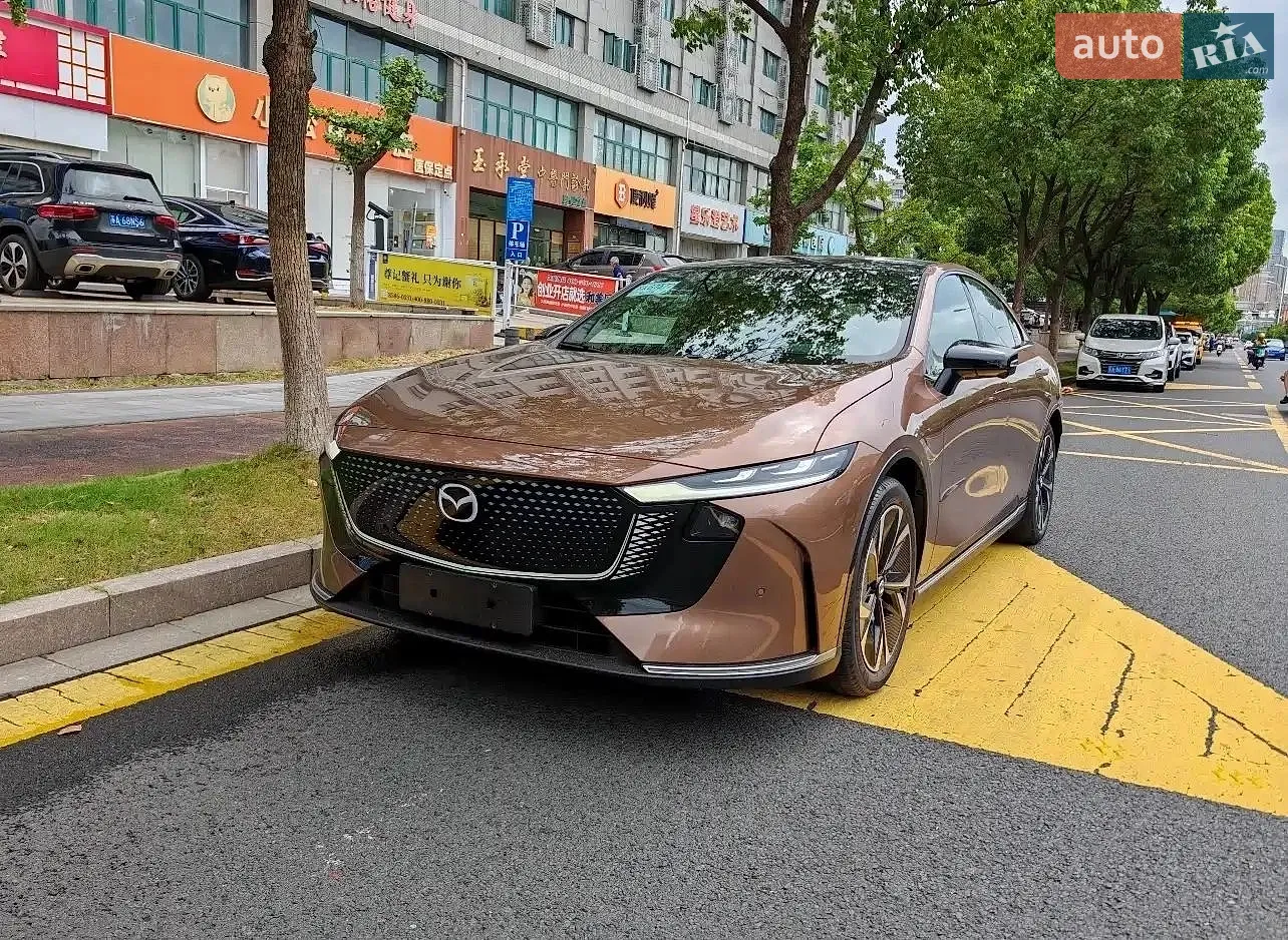 Mazda EZ-6, 2024