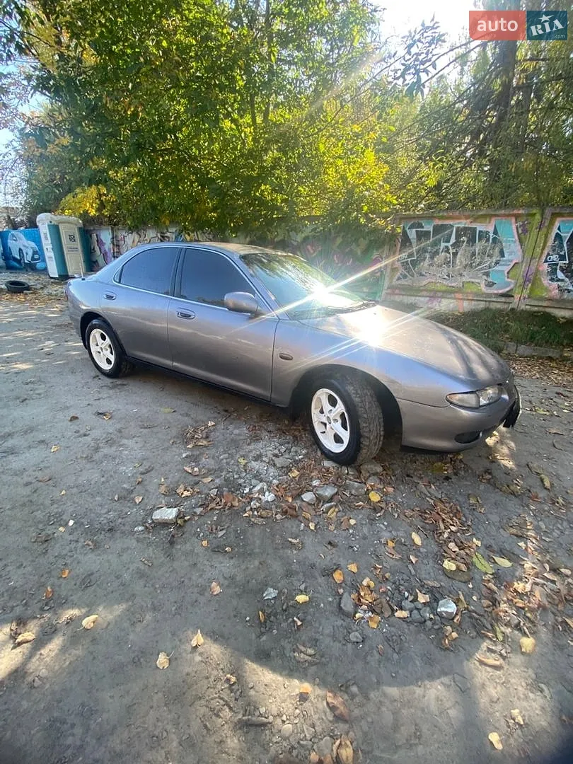 Mazda Xedos 6, 1995