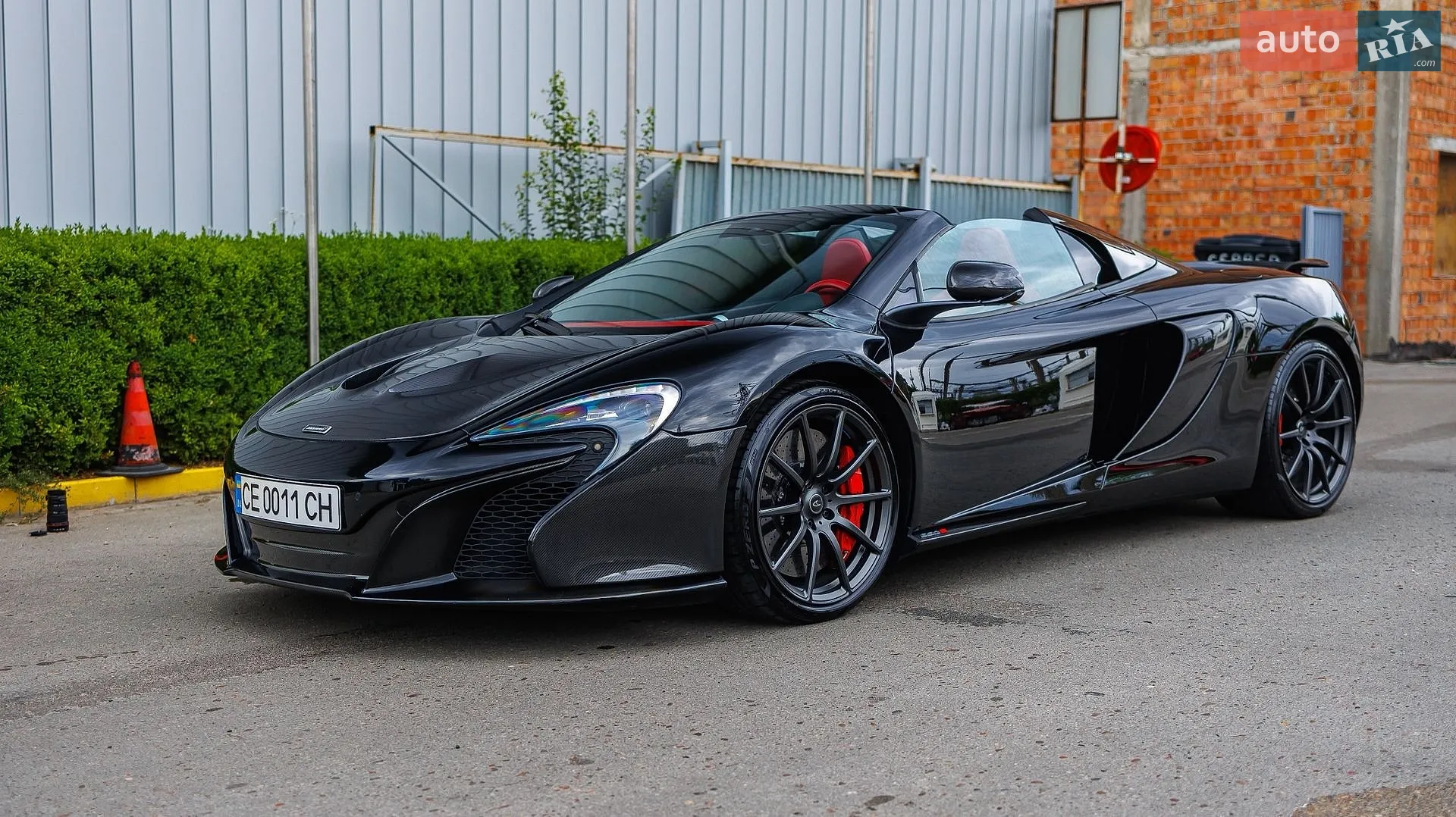 McLaren 650S, 2015
