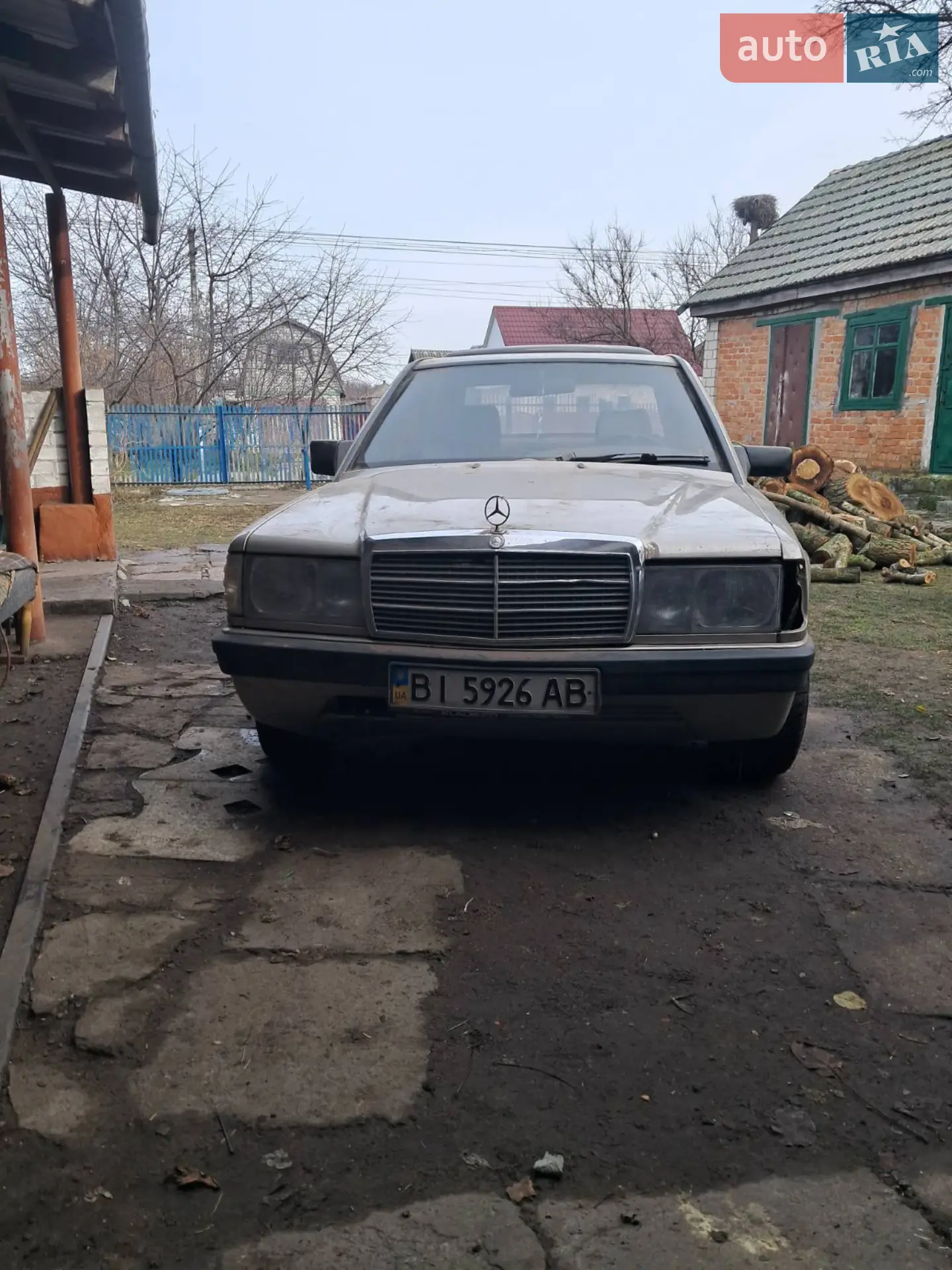 Mercedes-Benz 190, 1985