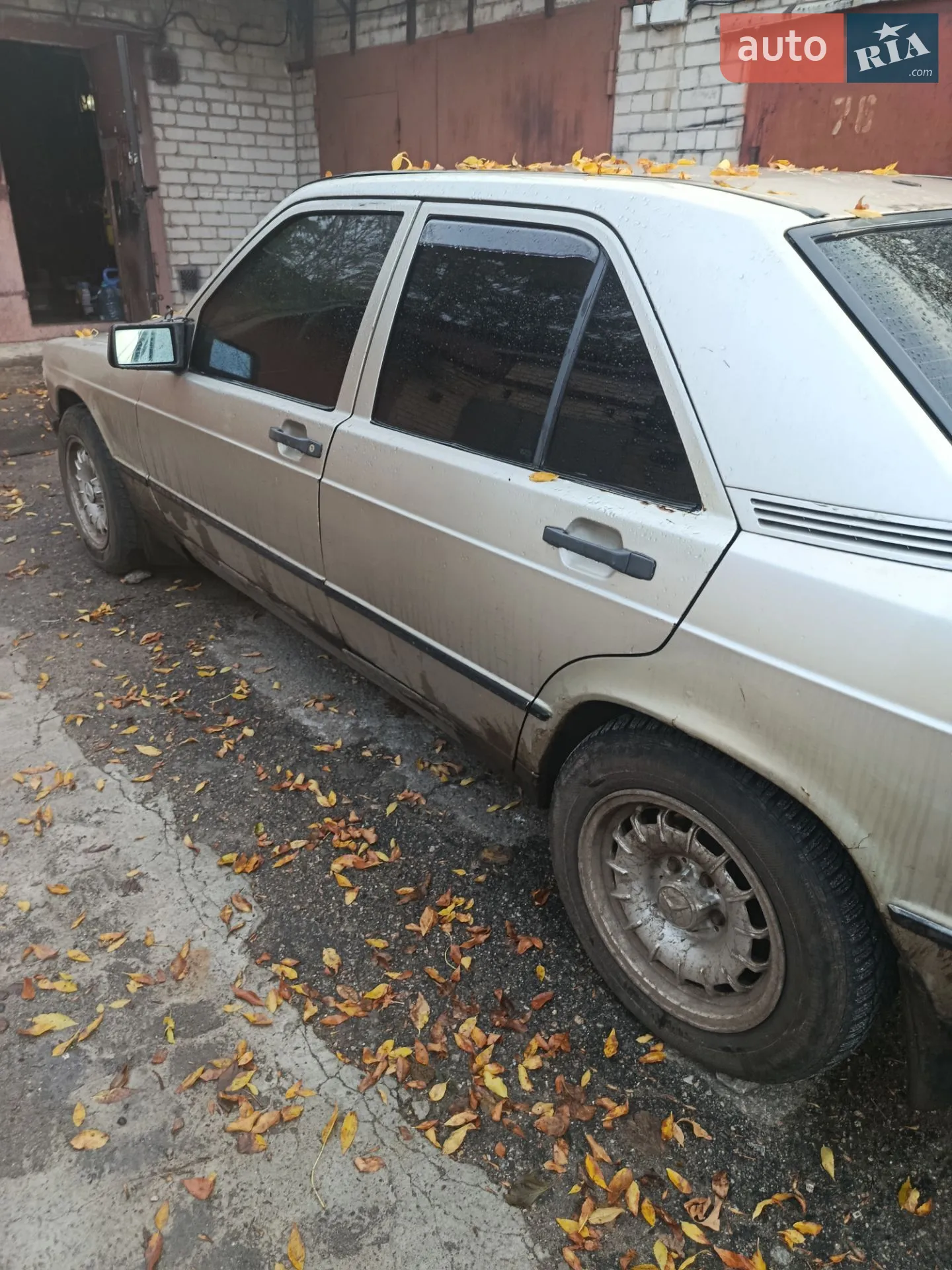 Mercedes-Benz 190, 1985