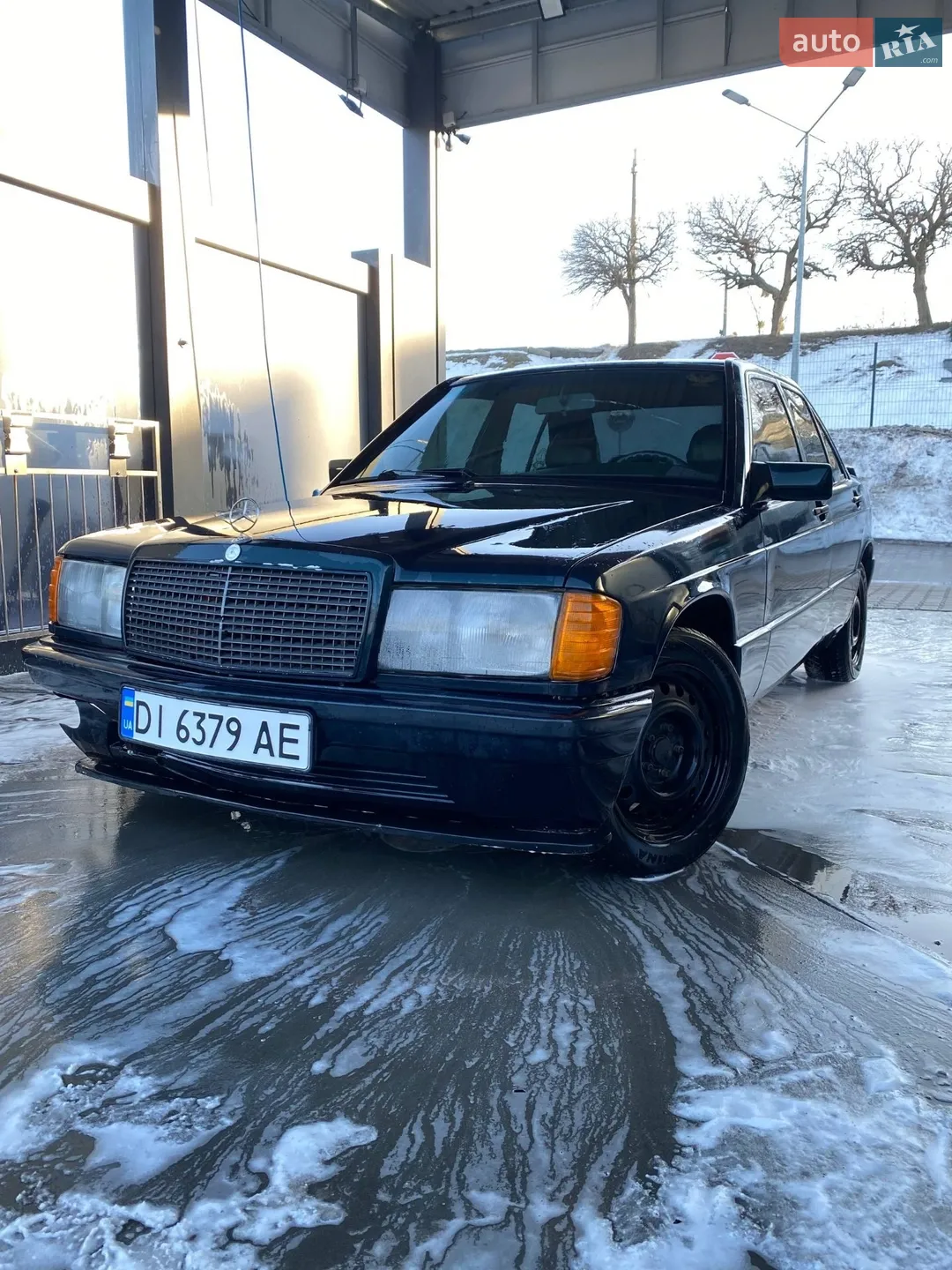 Mercedes-Benz 190, 1986