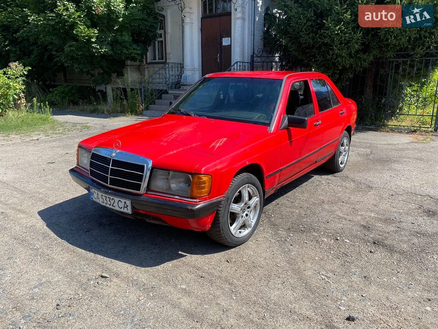 Mercedes-Benz 190, 1985