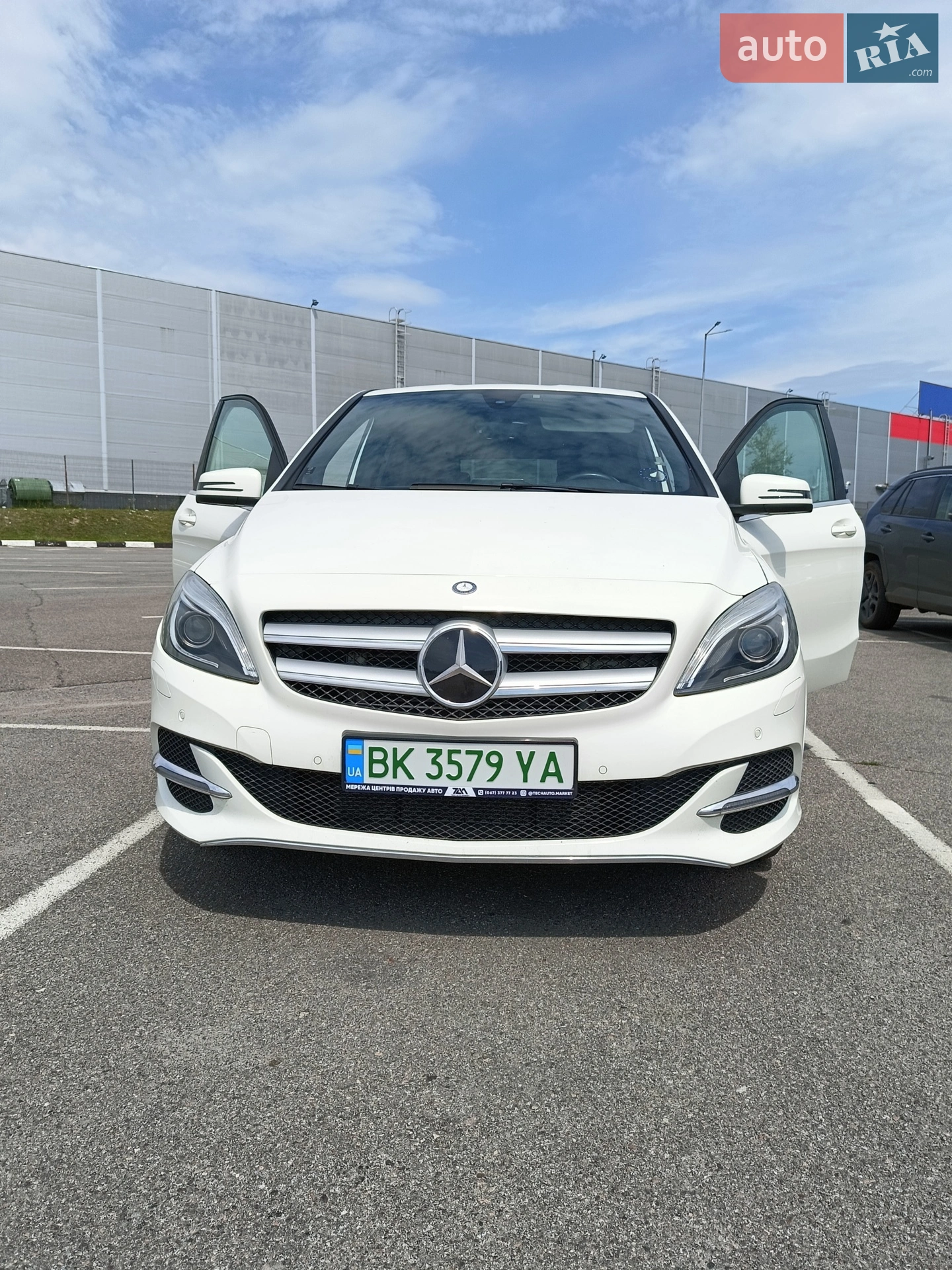 Mercedes-Benz B-Class, 2016