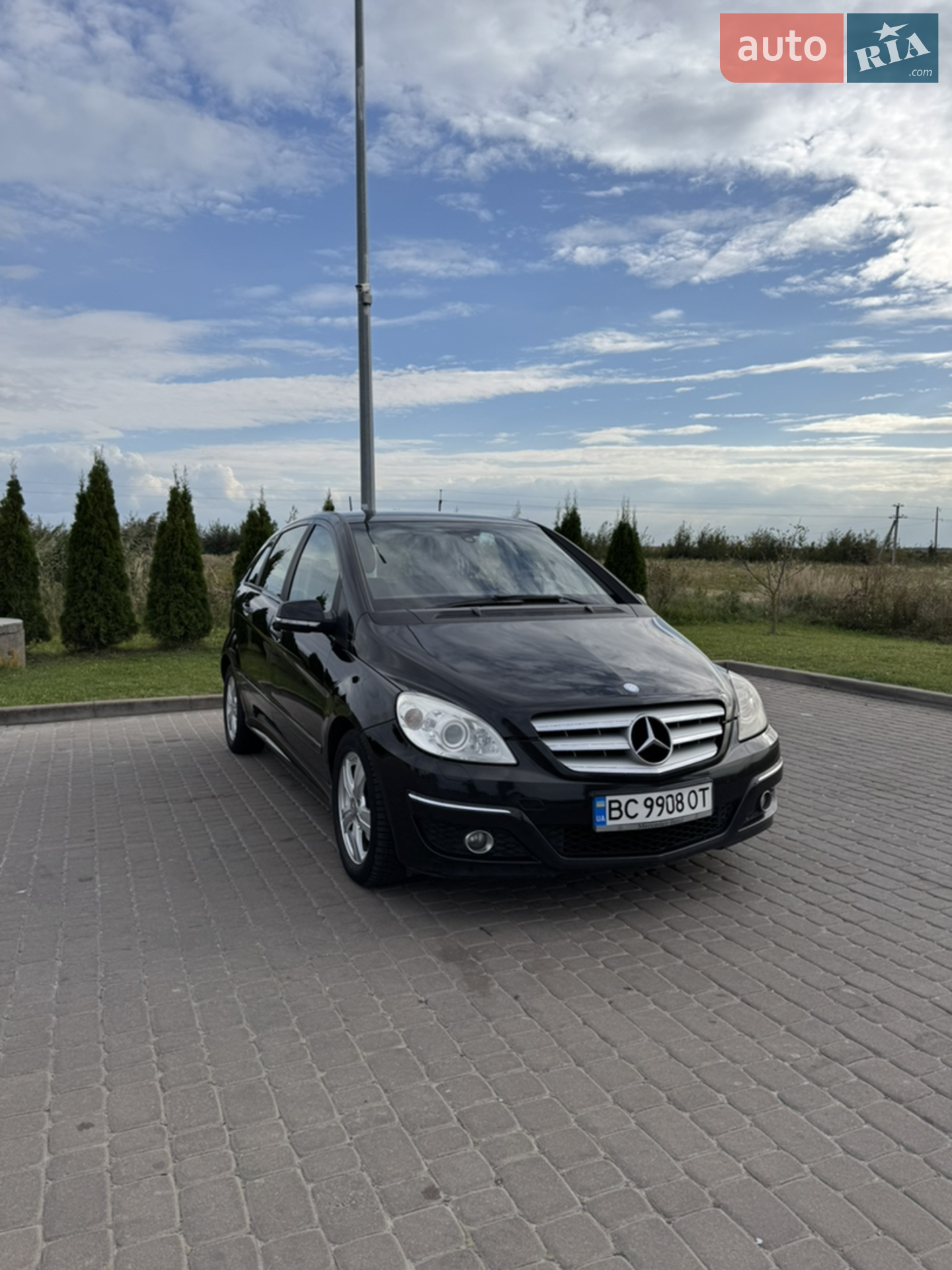Mercedes-Benz B-Class, 2010