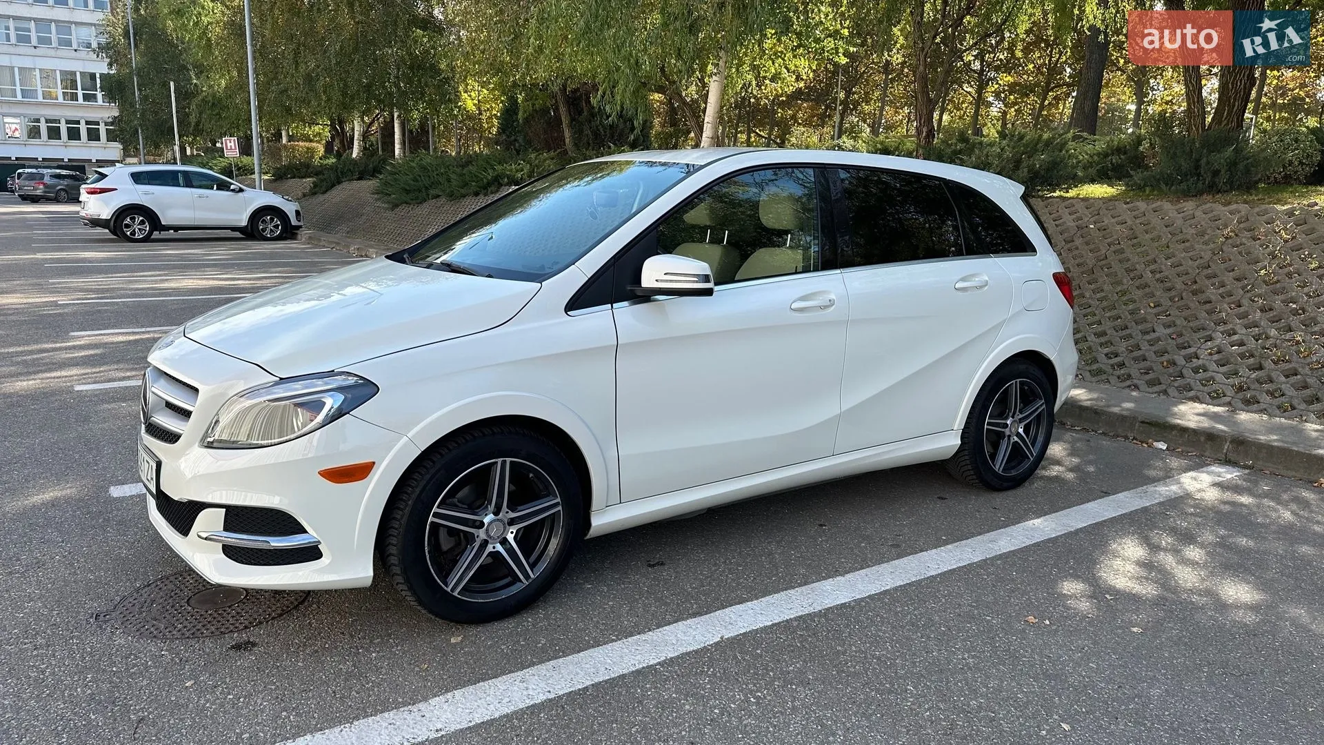Mercedes-Benz B-Class, 2014
