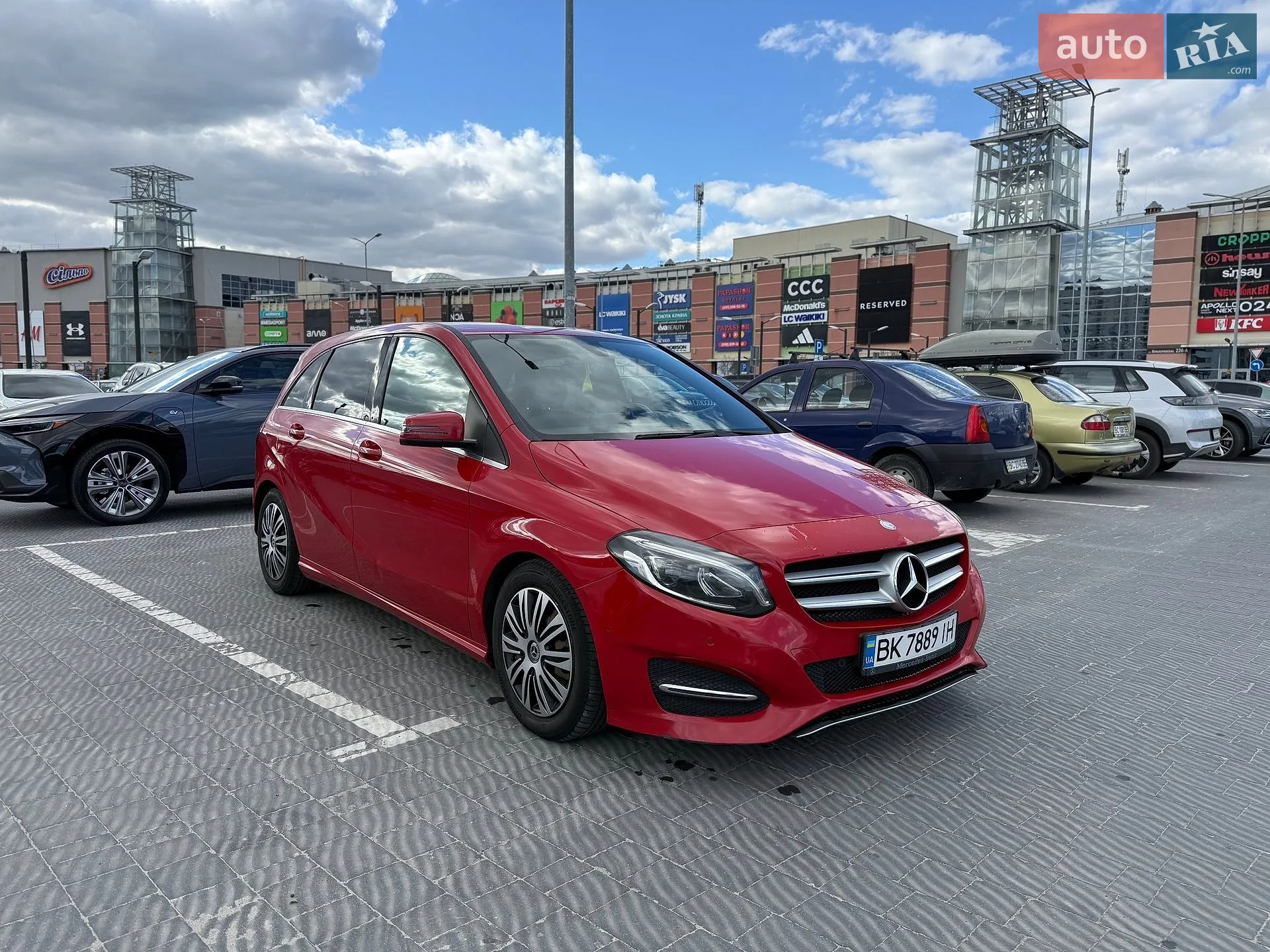 Mercedes-Benz B-Class, 2015