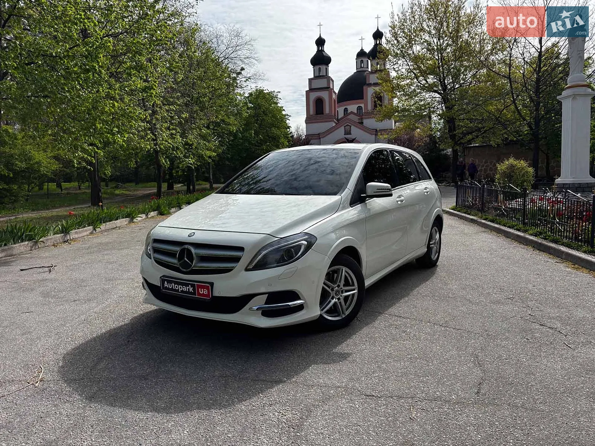 Mercedes-Benz B-Class, 2015