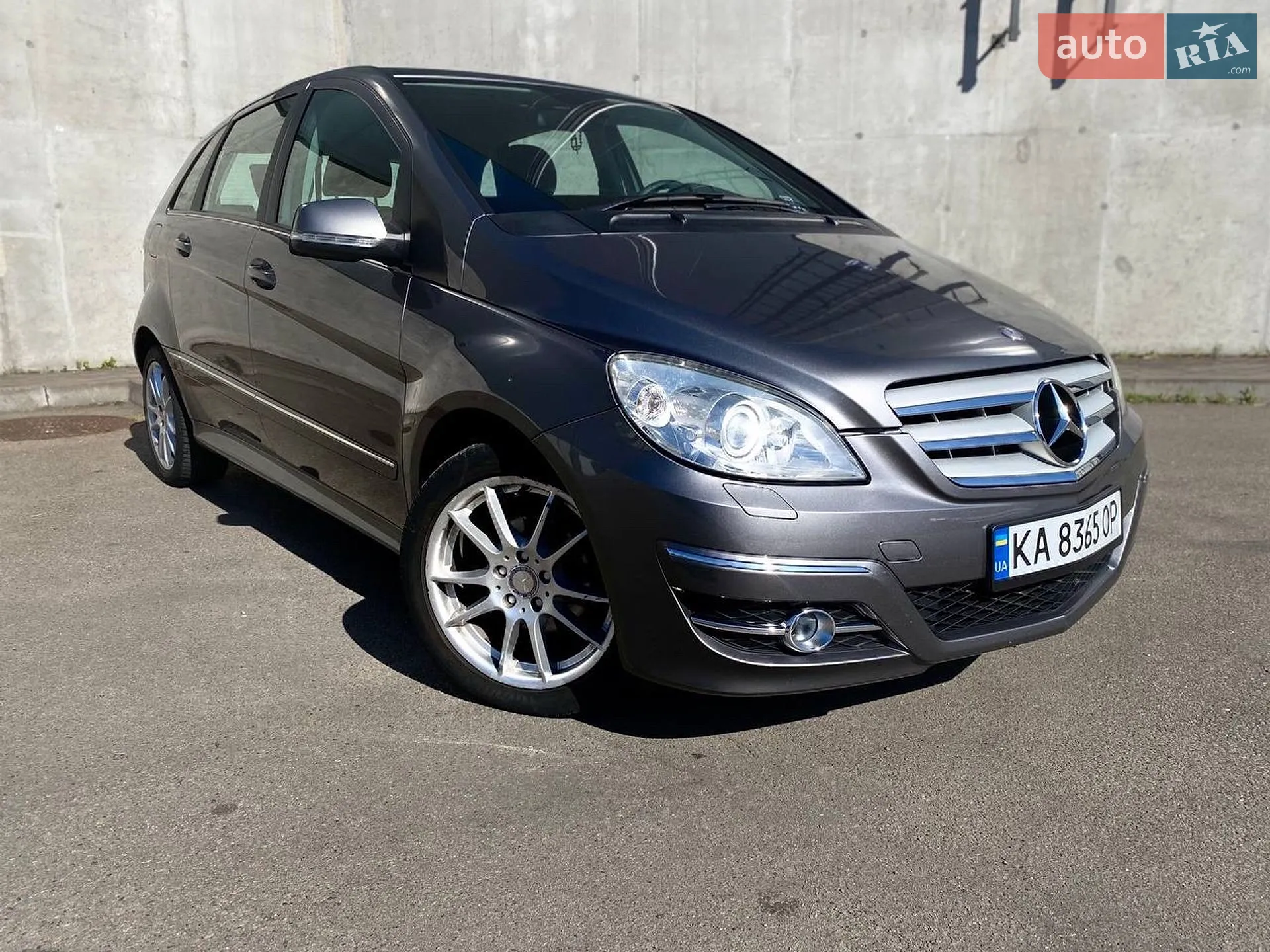 Mercedes-Benz B-Class, 2011