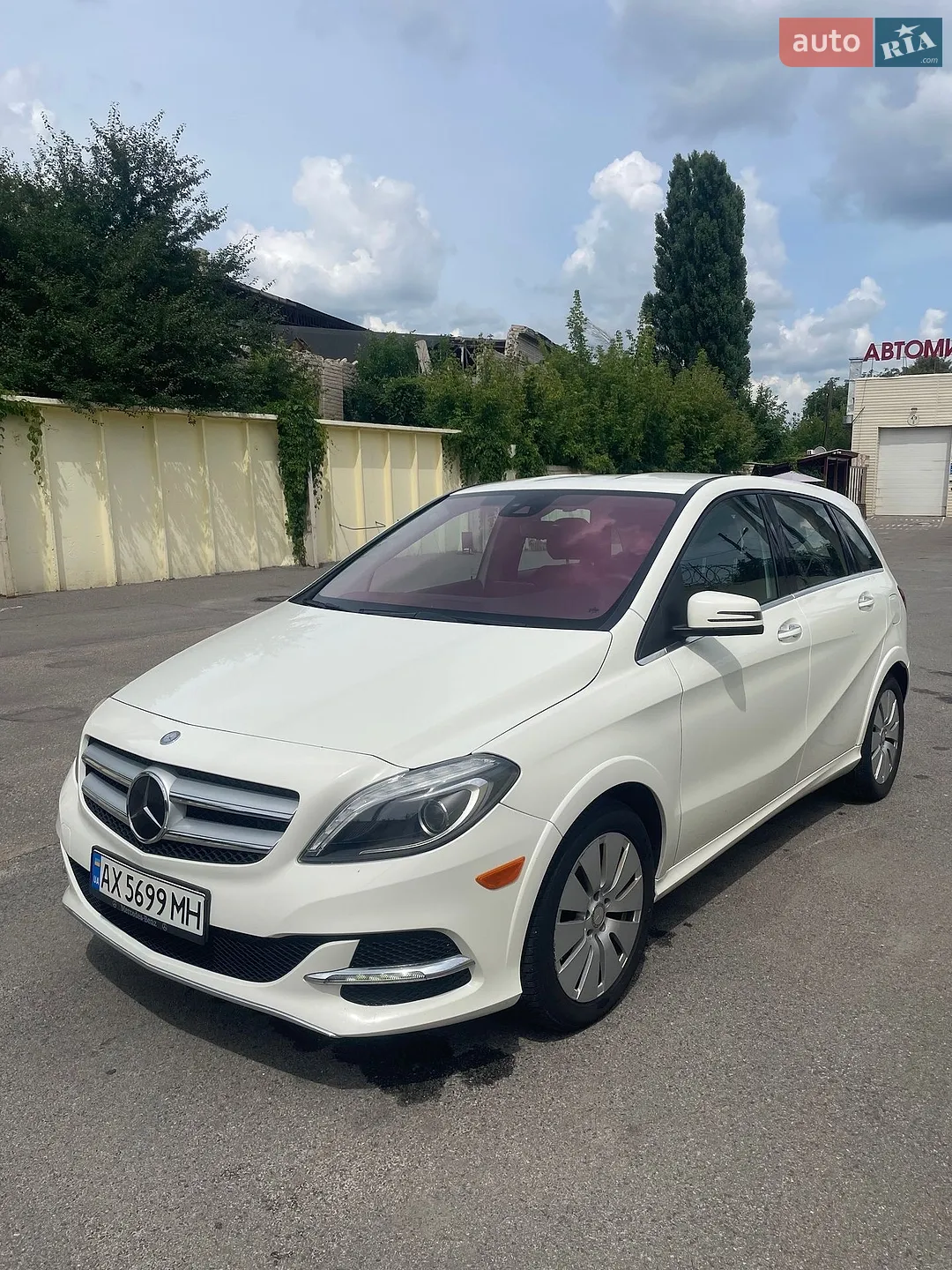 Mercedes-Benz B-Class, 2015