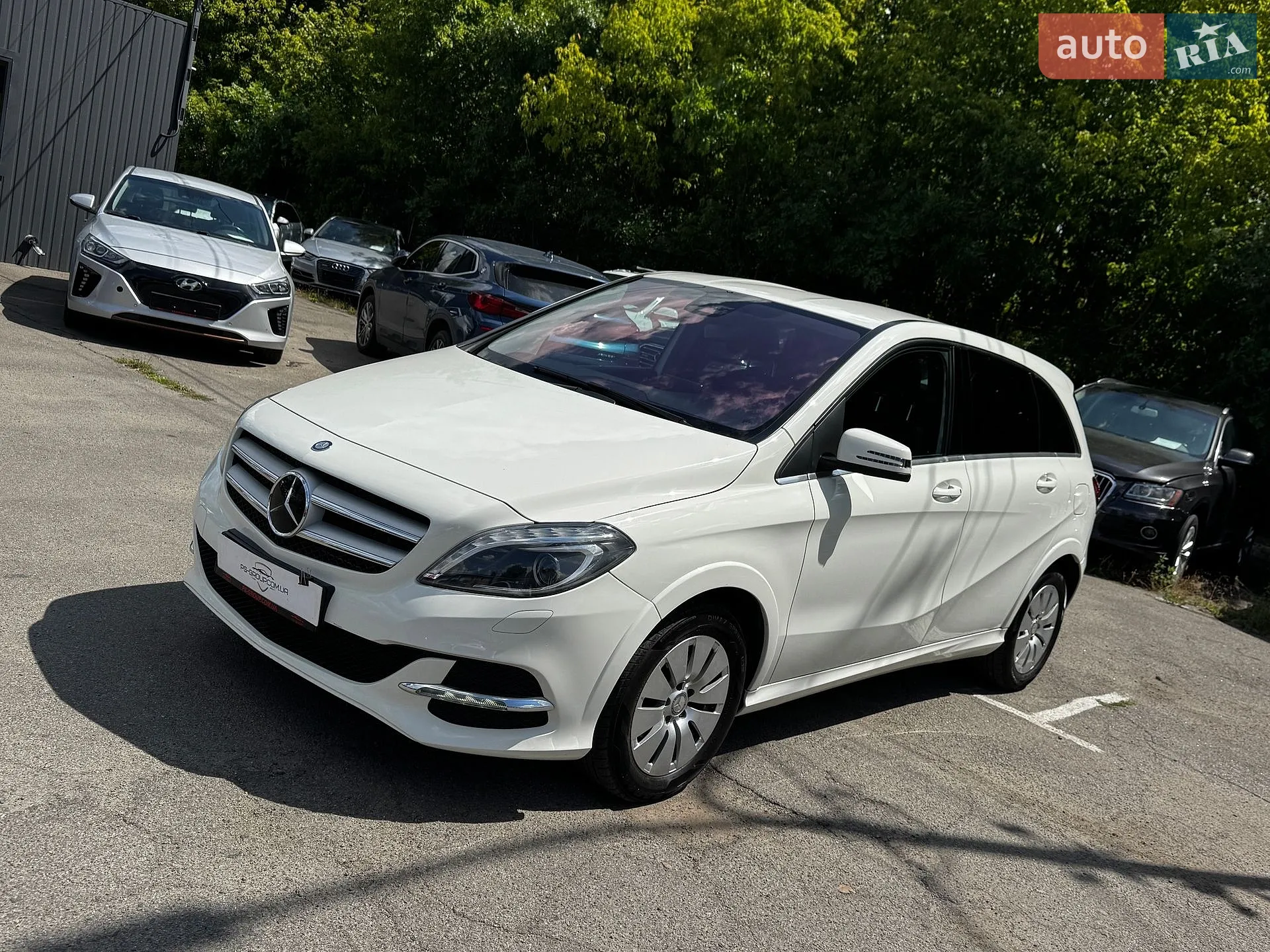 Mercedes-Benz B-Class, 2015