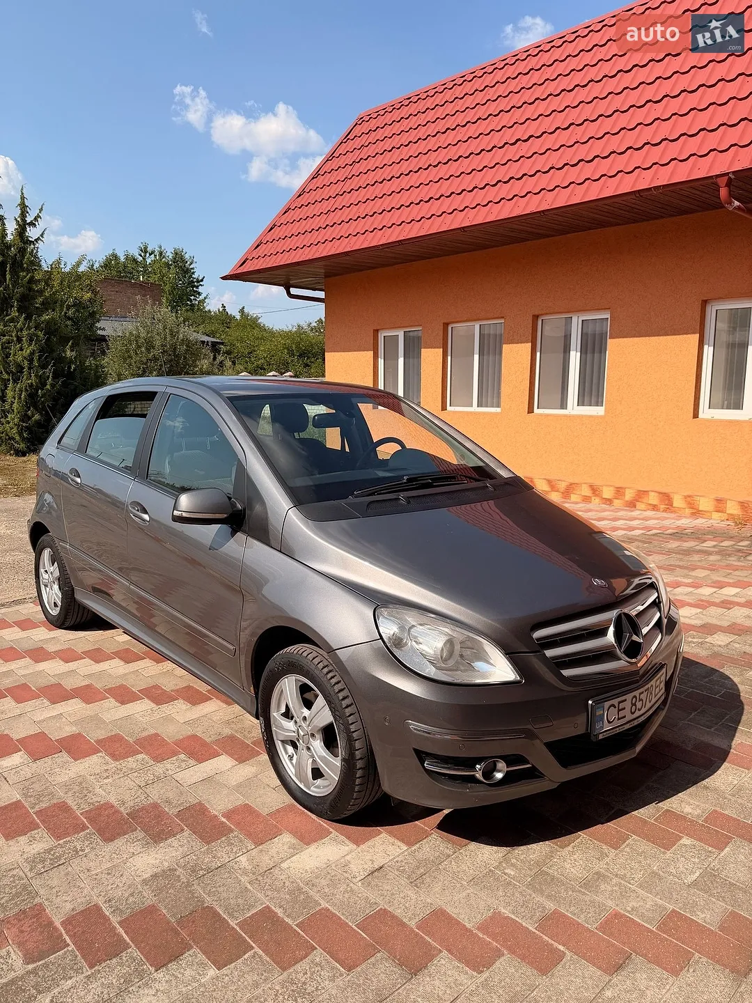 Mercedes-Benz B-Class, 2010