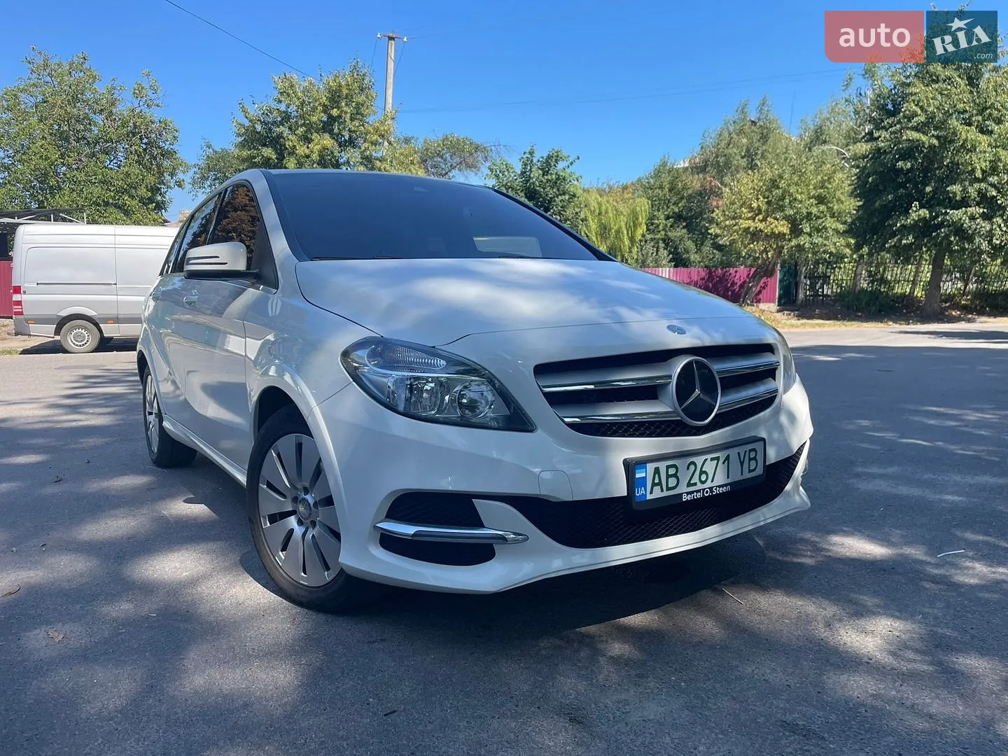 Mercedes-Benz B-Class, 2015