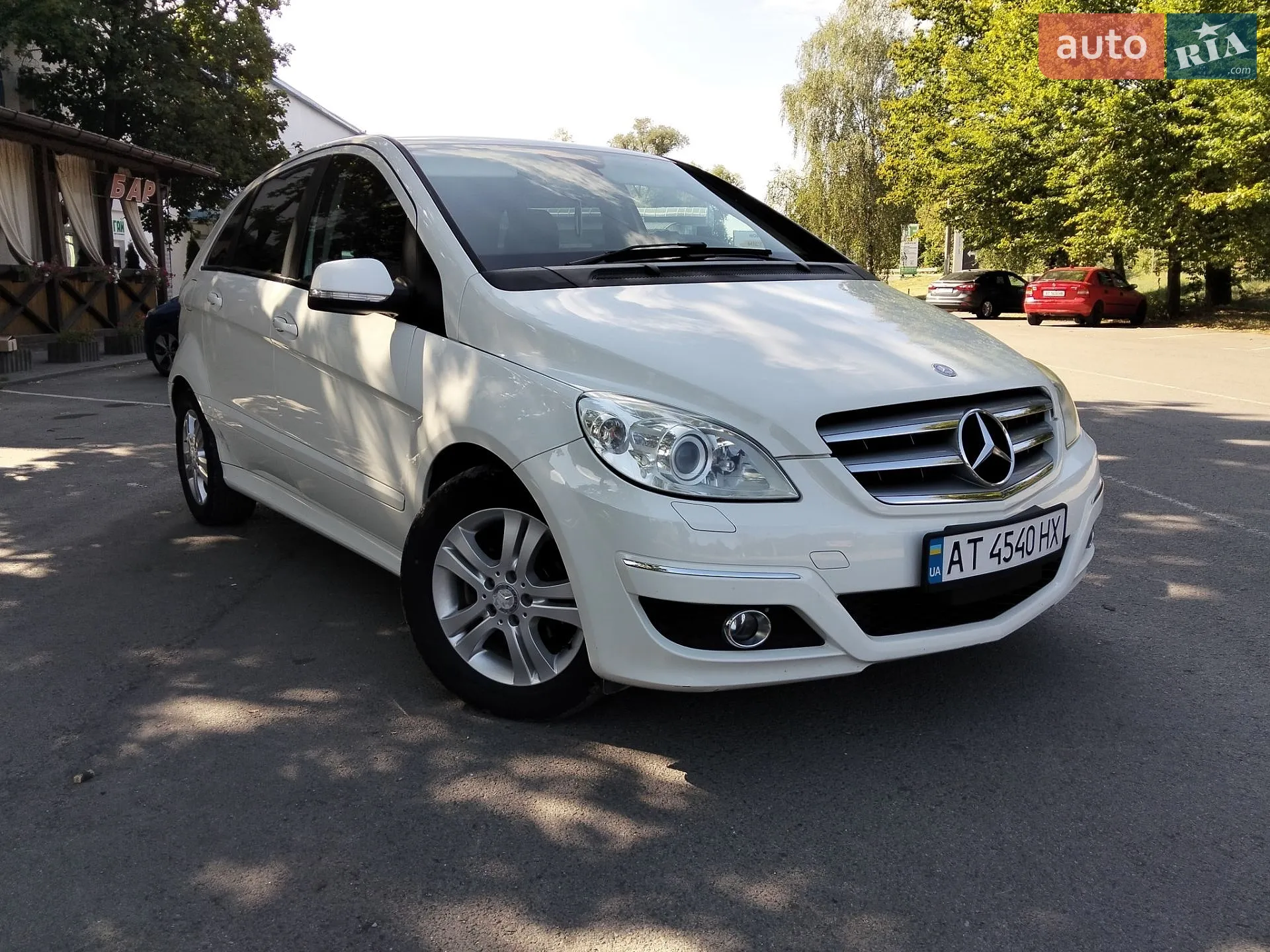 Mercedes-Benz B-Class, 2011