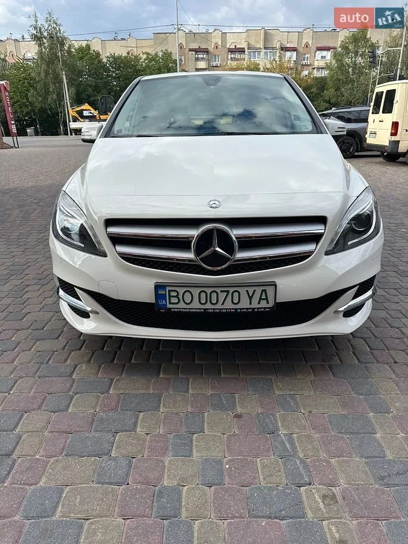 Mercedes-Benz B-Class, 2015