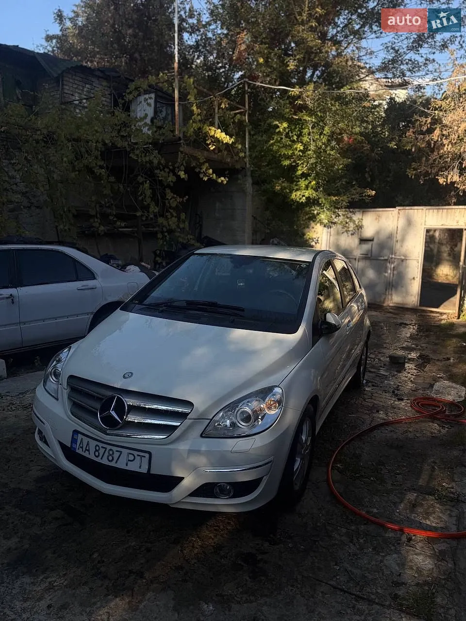 Mercedes-Benz B-Class, 2011