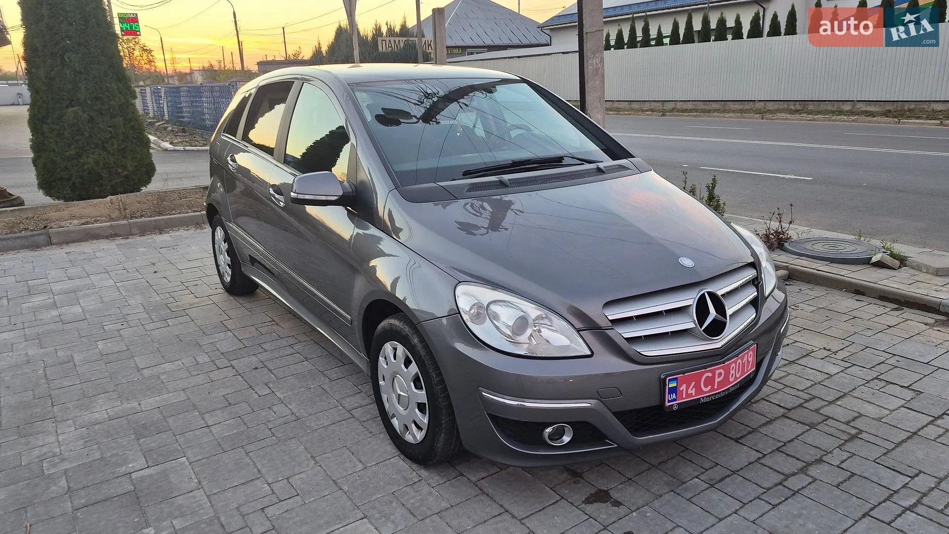 Mercedes-Benz B-Class, 2010