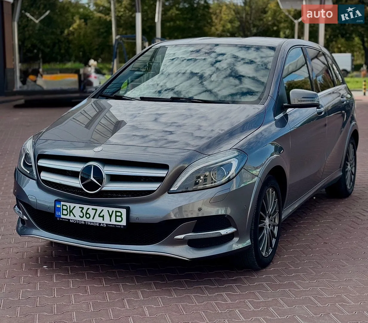 Mercedes-Benz B-Class, 2015