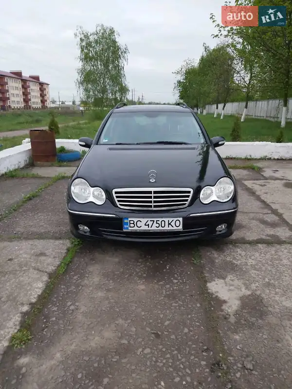 Mercedes-Benz C-Class, 2004
